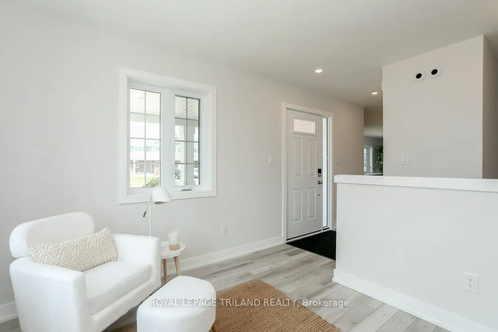 1 Harrow Lane