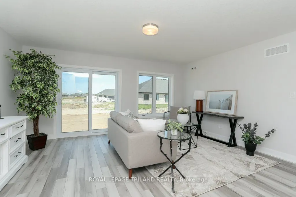 1 Harrow Lane