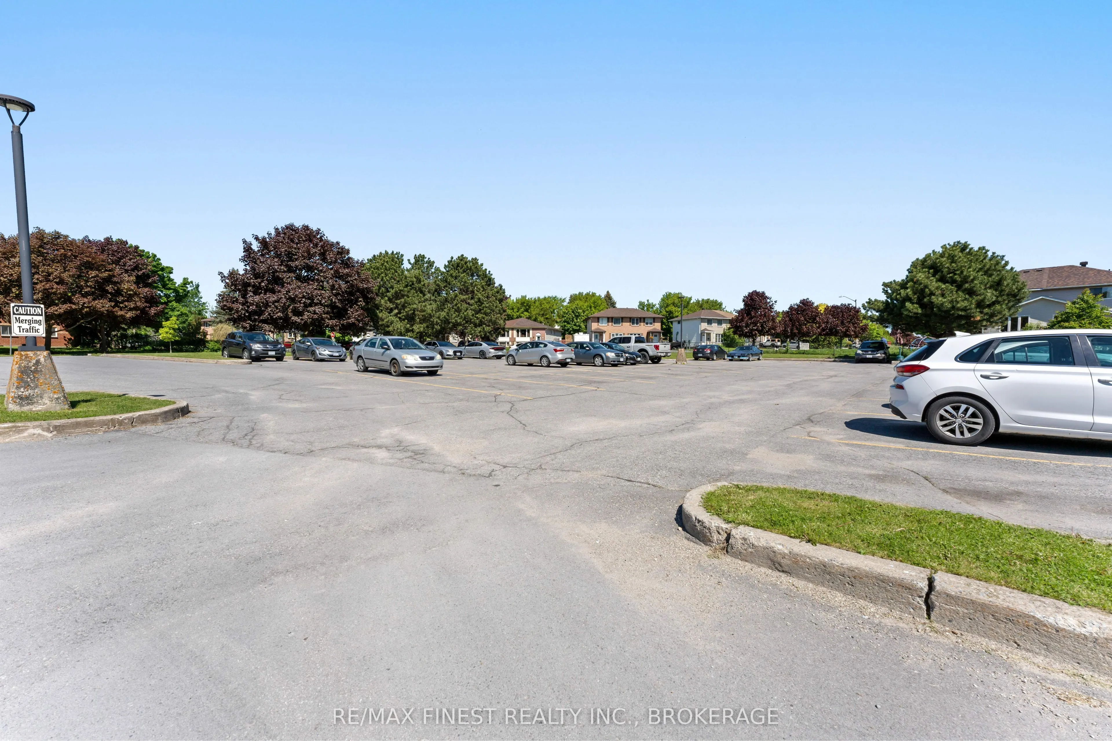 580 Armstrong Road, #102