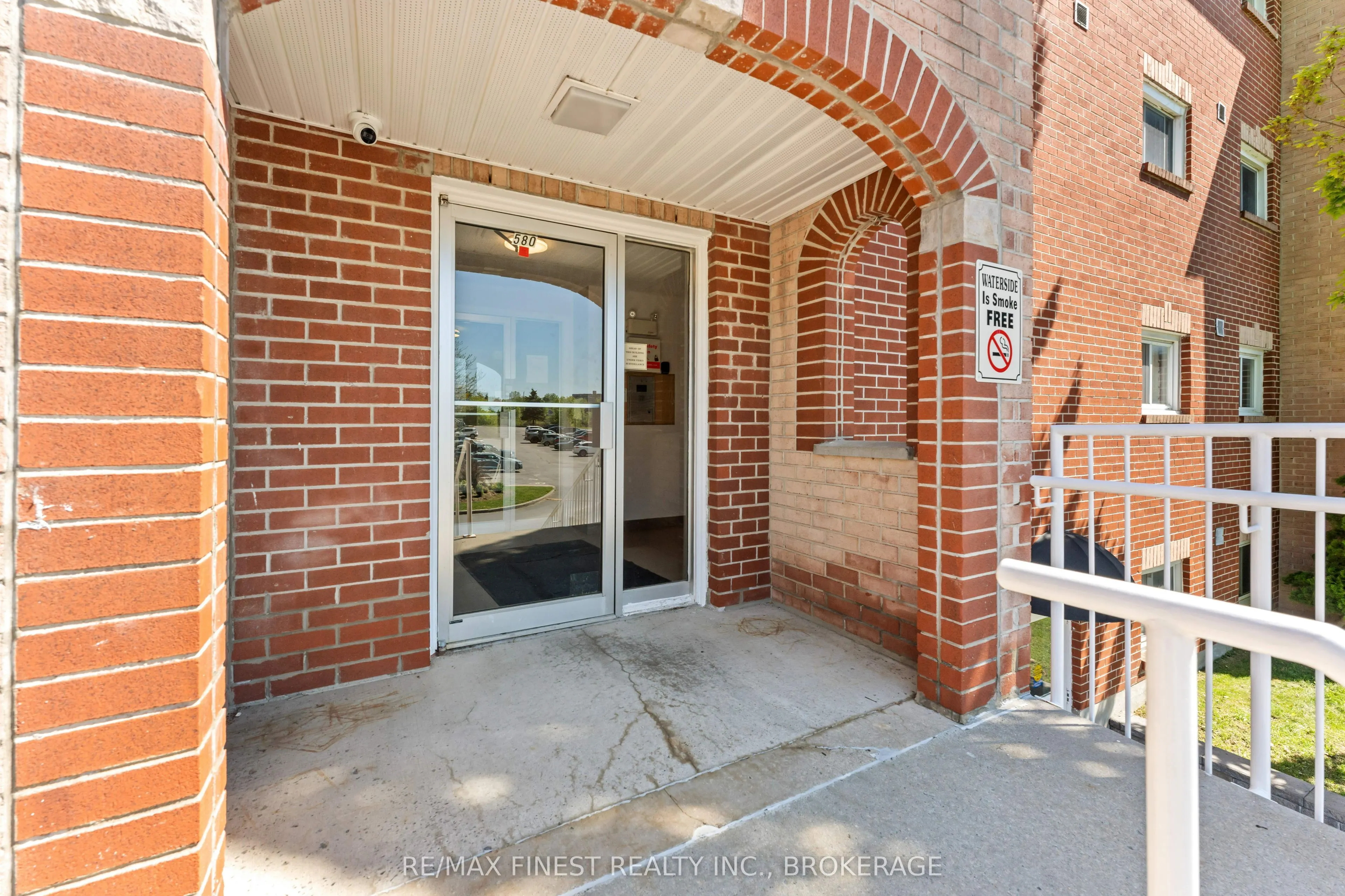 580 Armstrong Road, #102