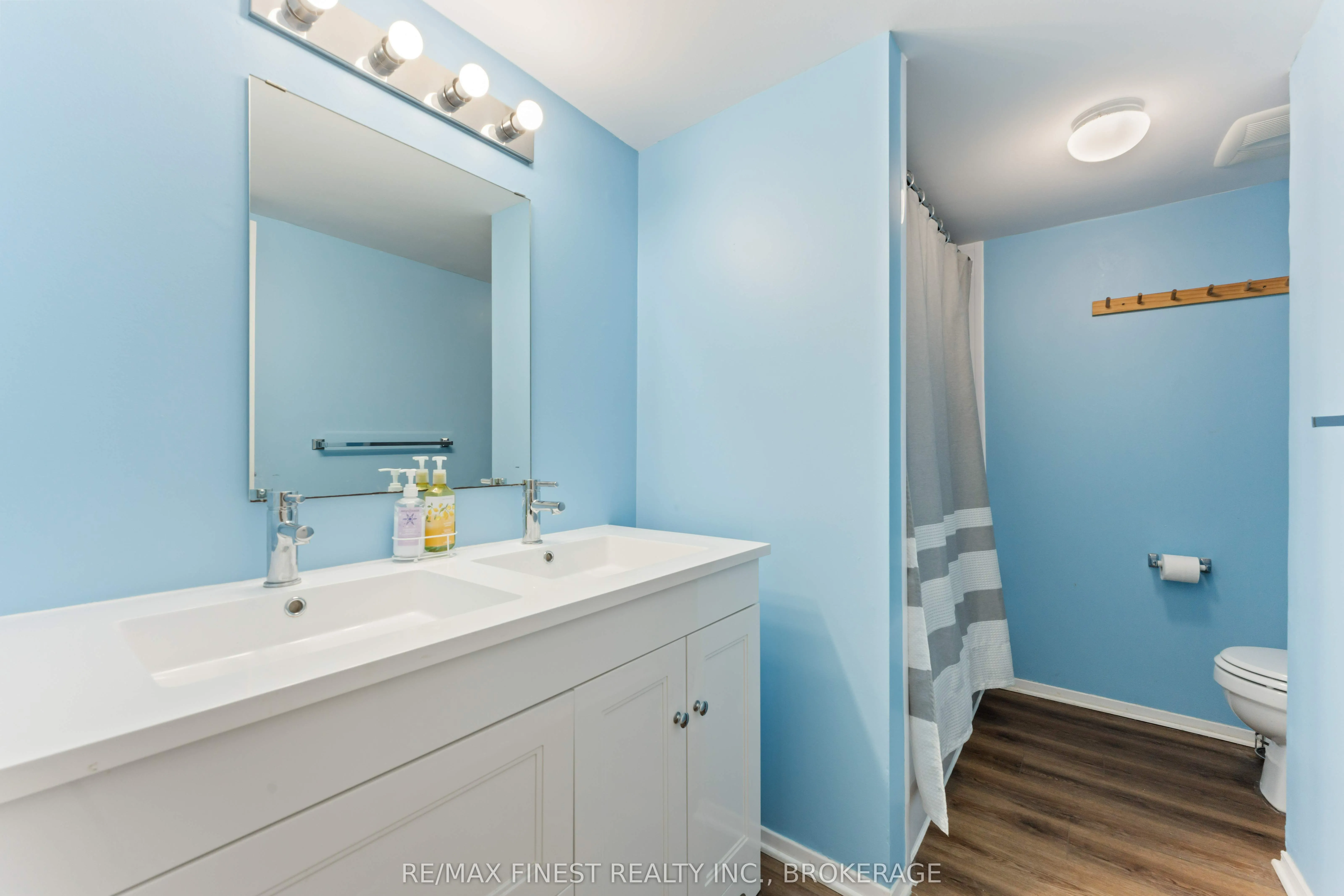 580 Armstrong Road, #102
