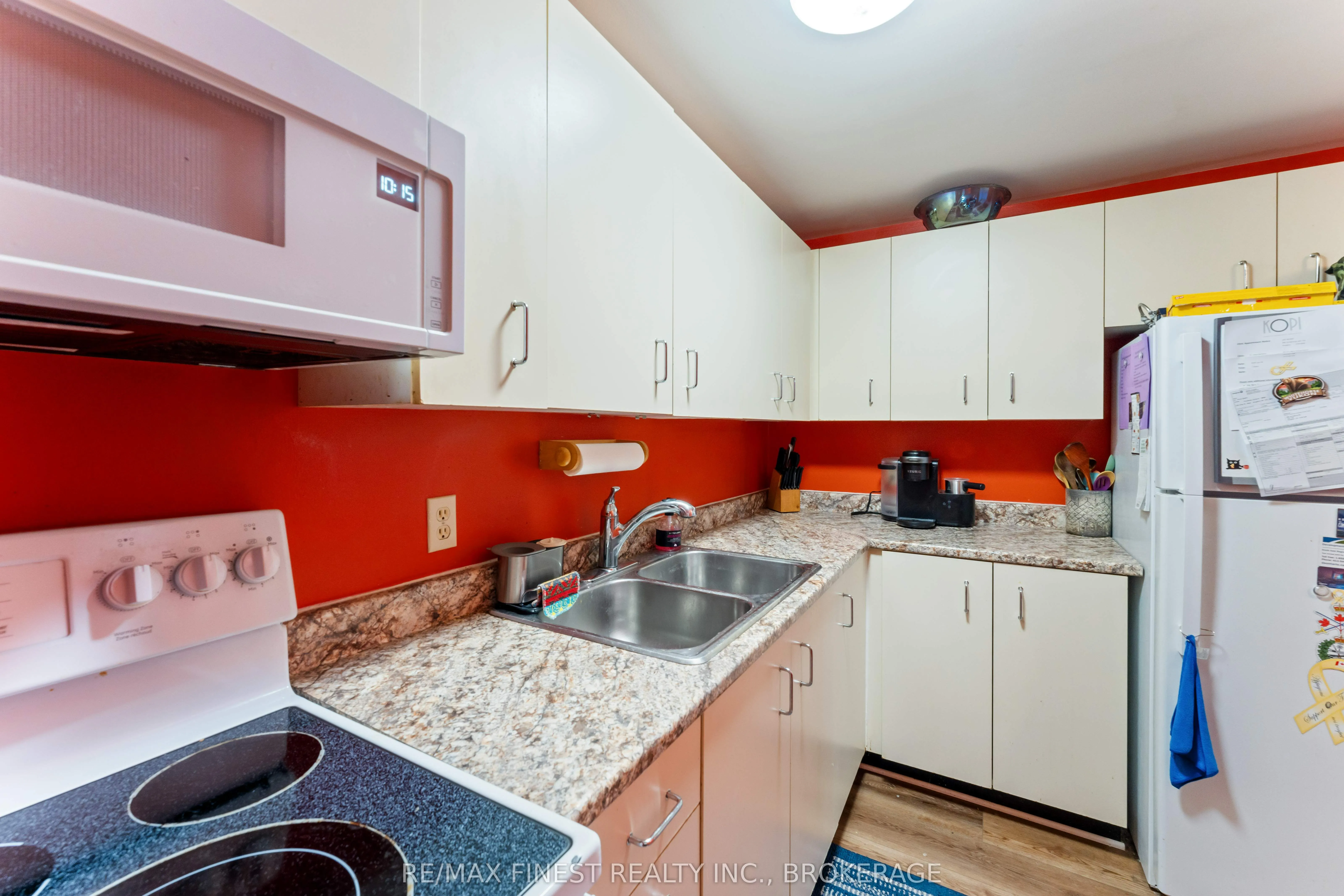 580 Armstrong Road, #102
