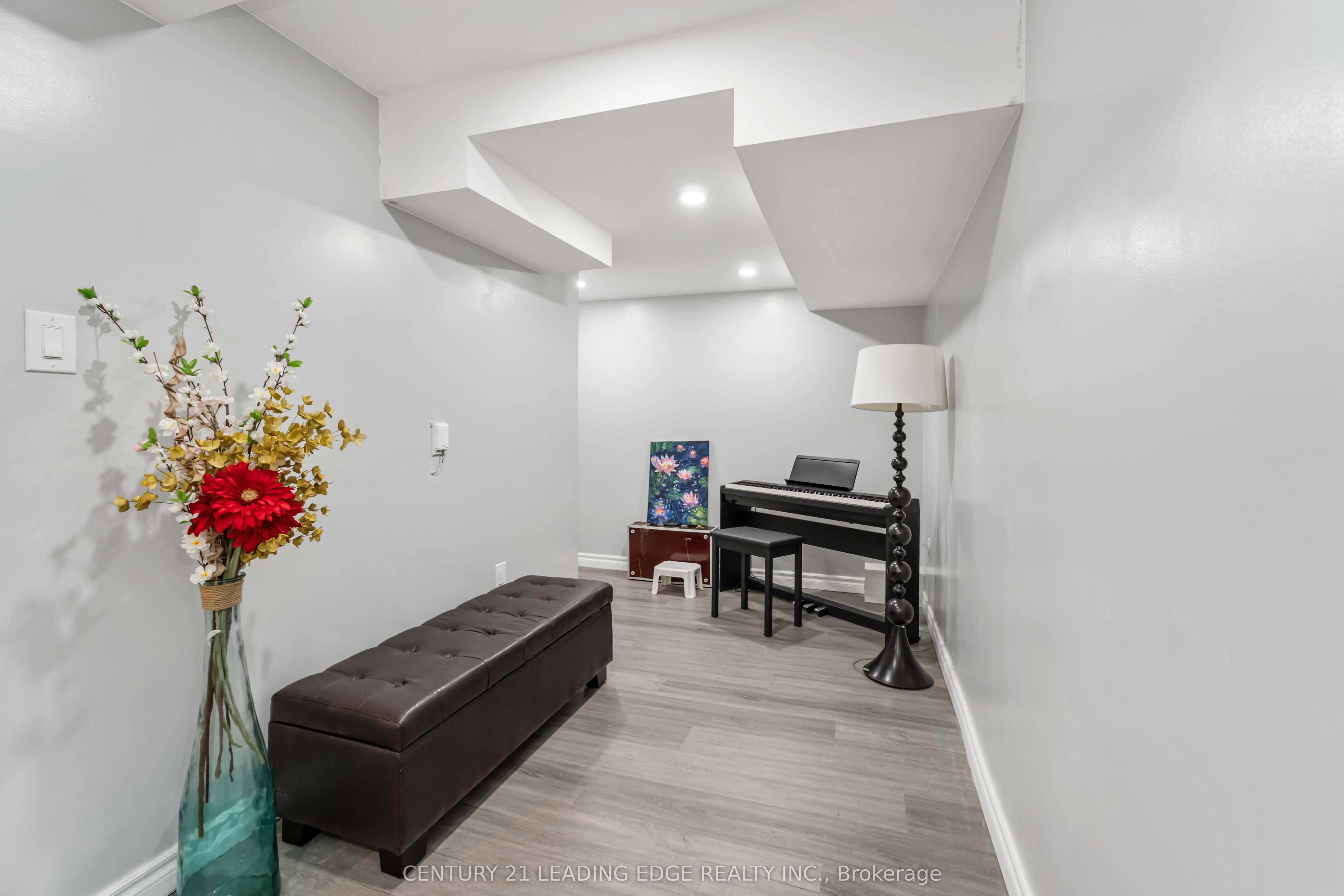 117 Thoroughbred Boulevard