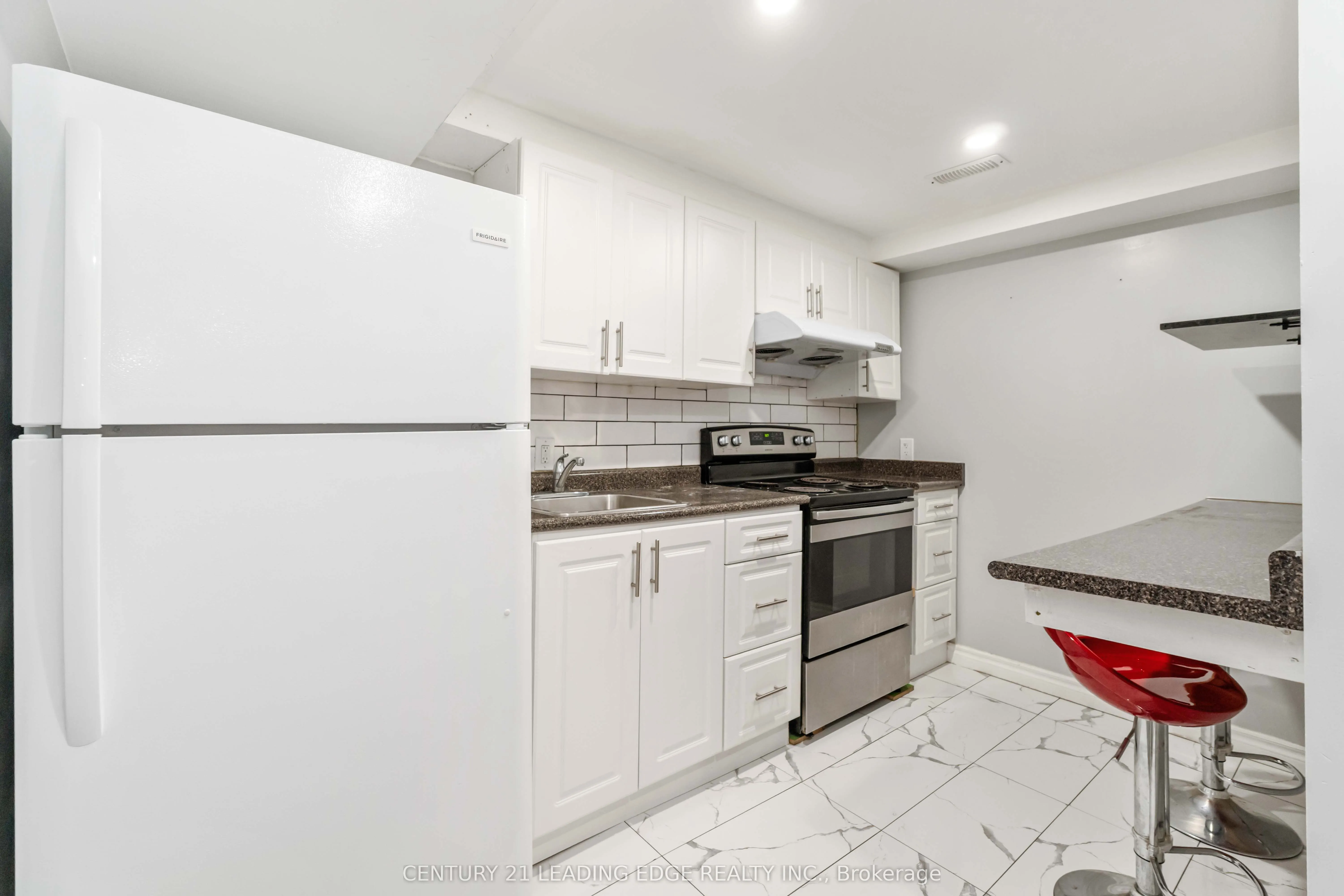 117 Thoroughbred Boulevard