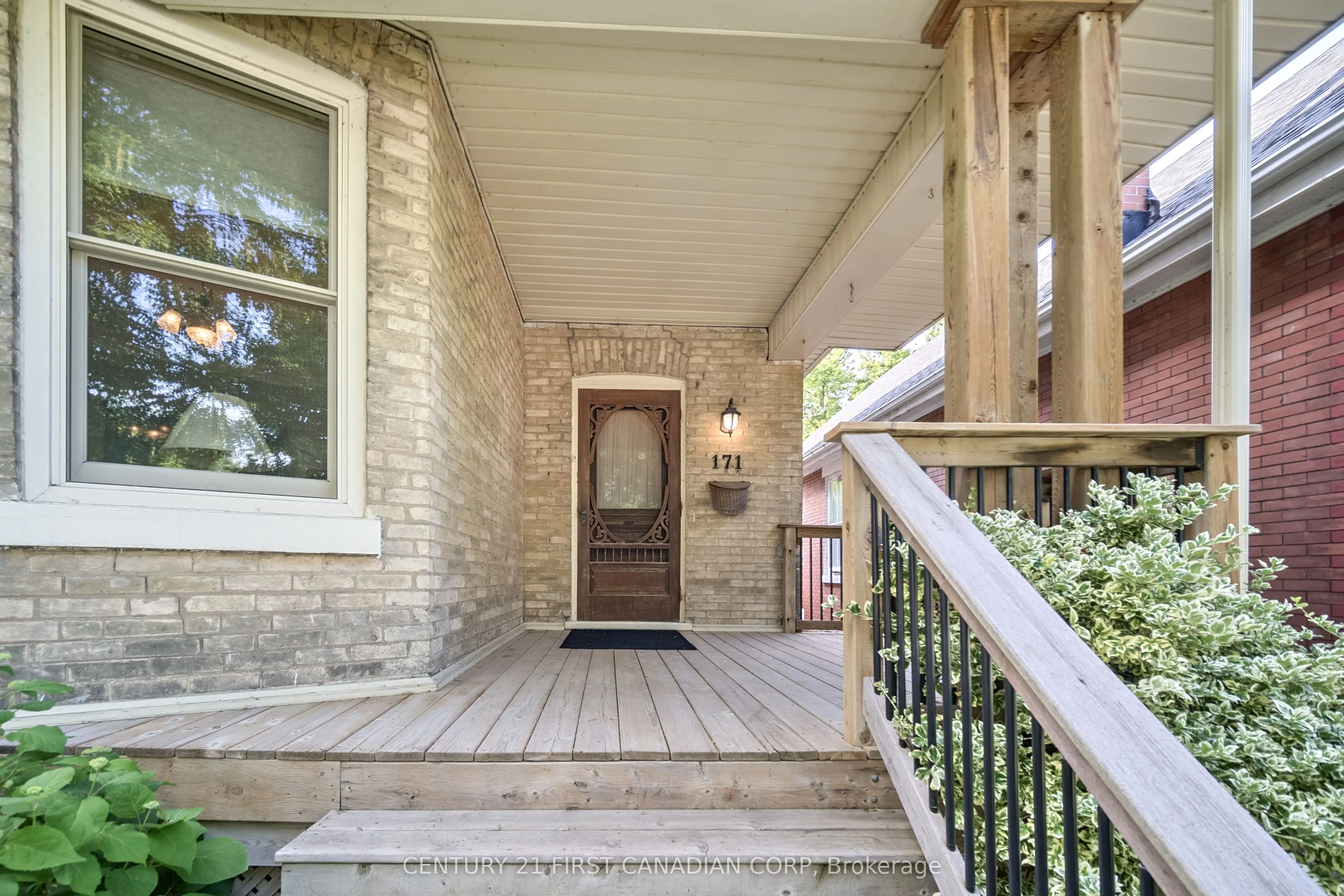 171 Mount Pleasant Avenue