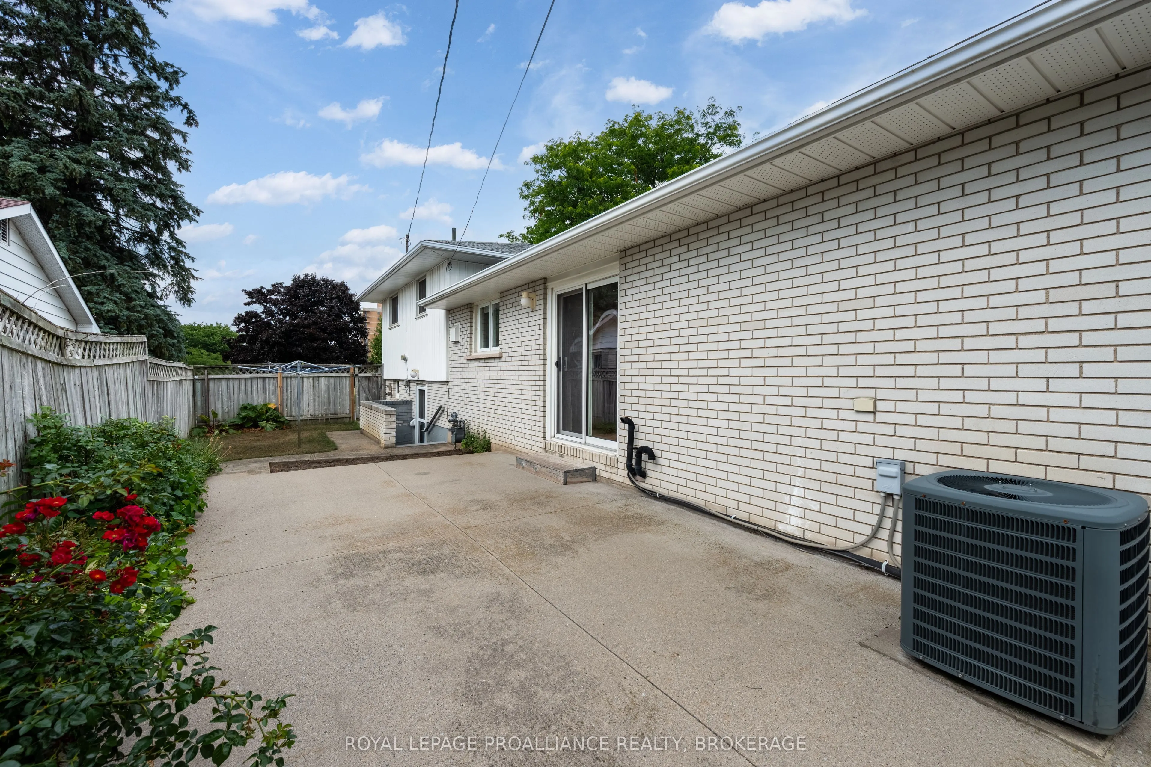 350 Norman Rogers Drive