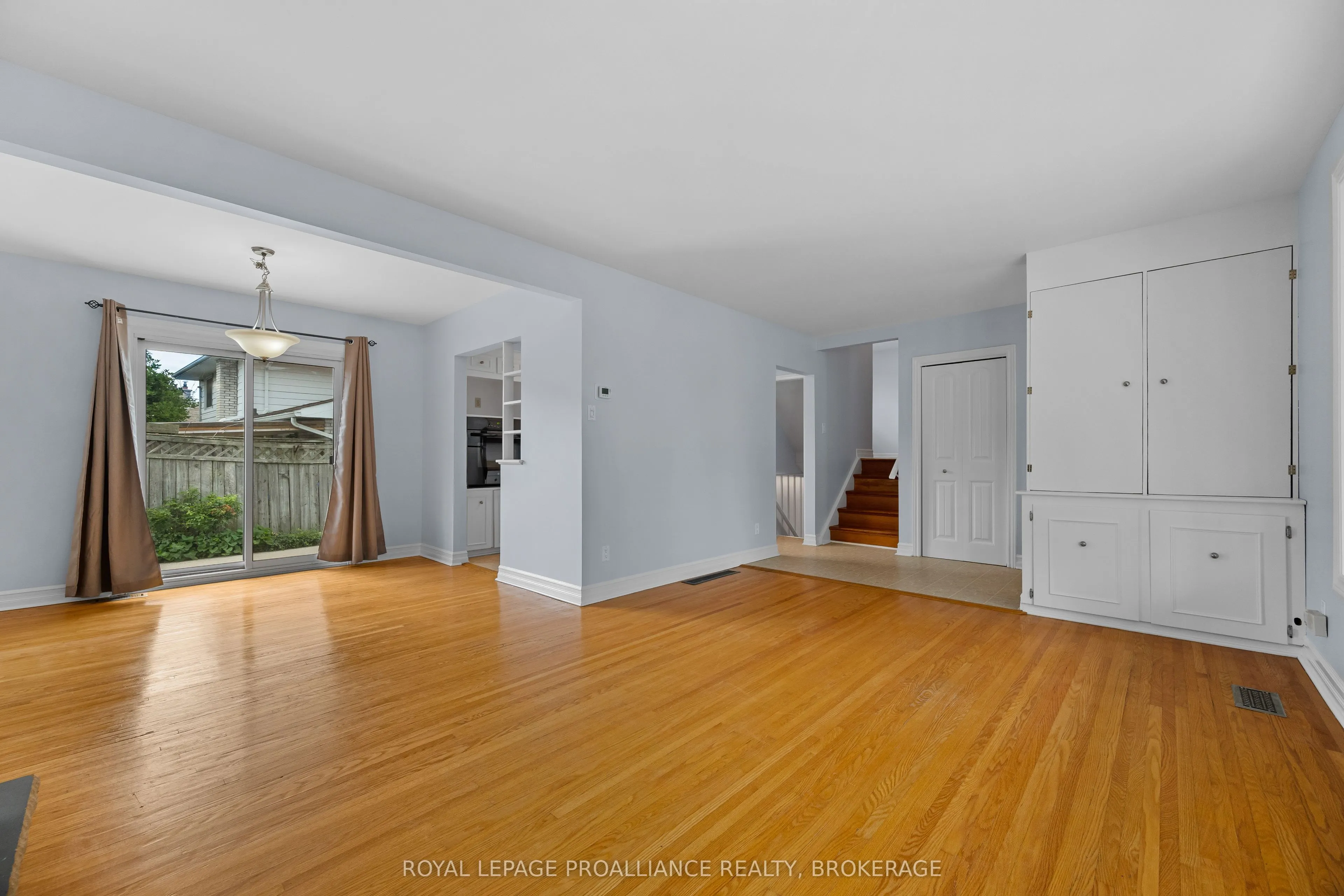 350 Norman Rogers Drive