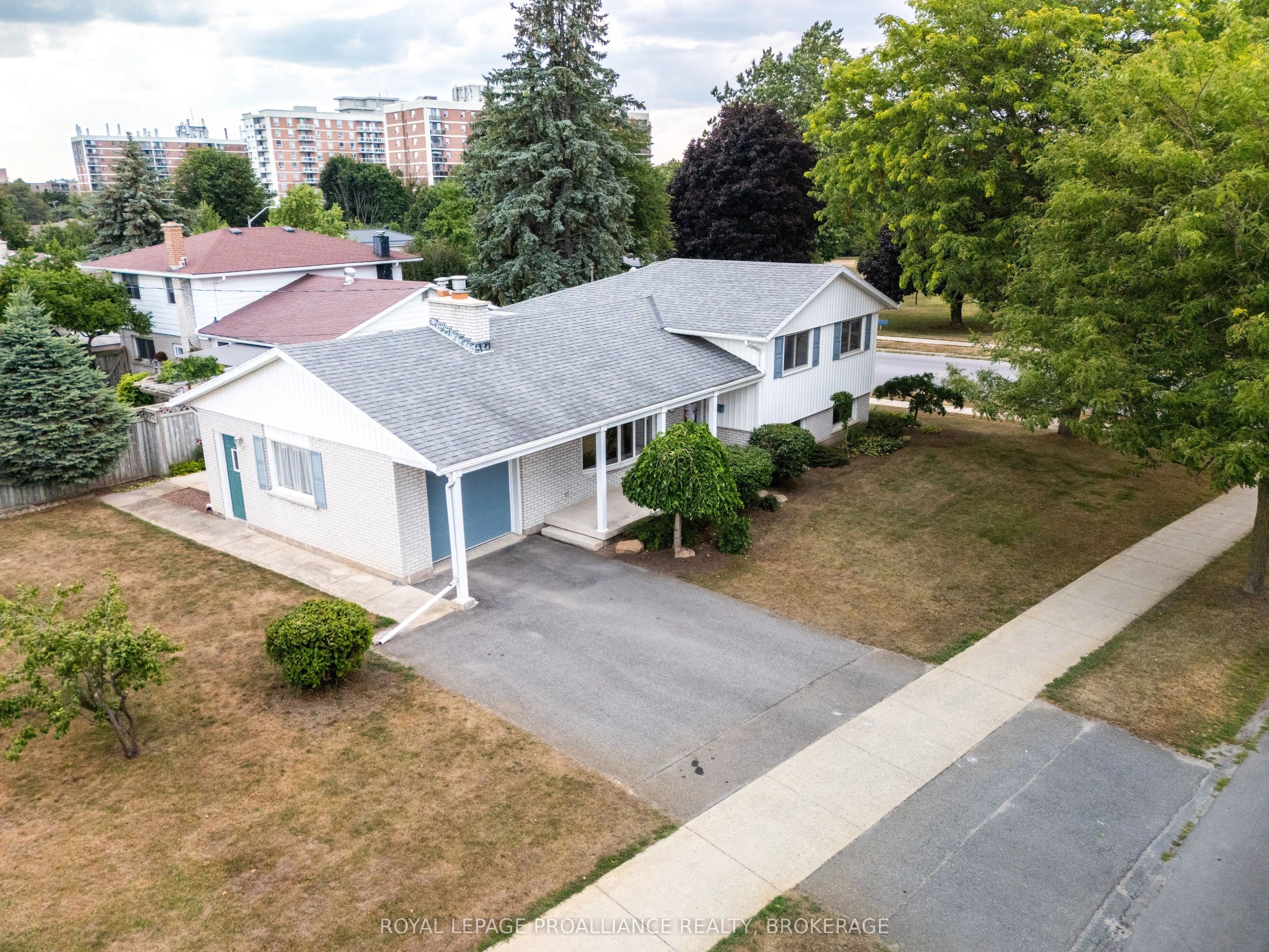 350 Norman Rogers Drive