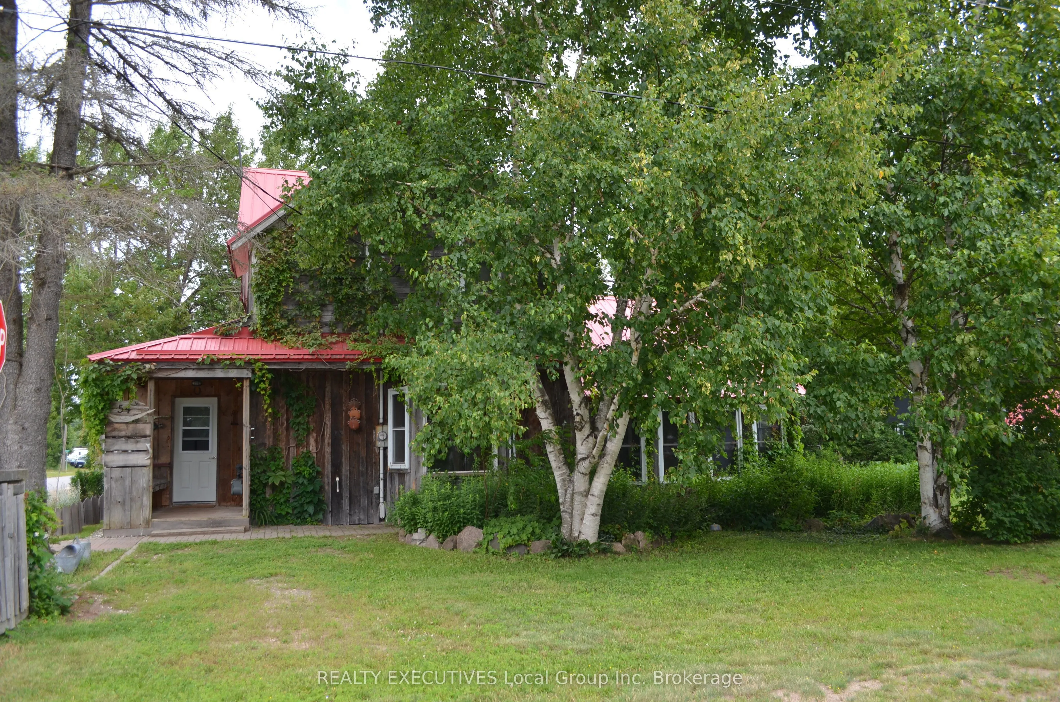 54 Riverside Avenue E