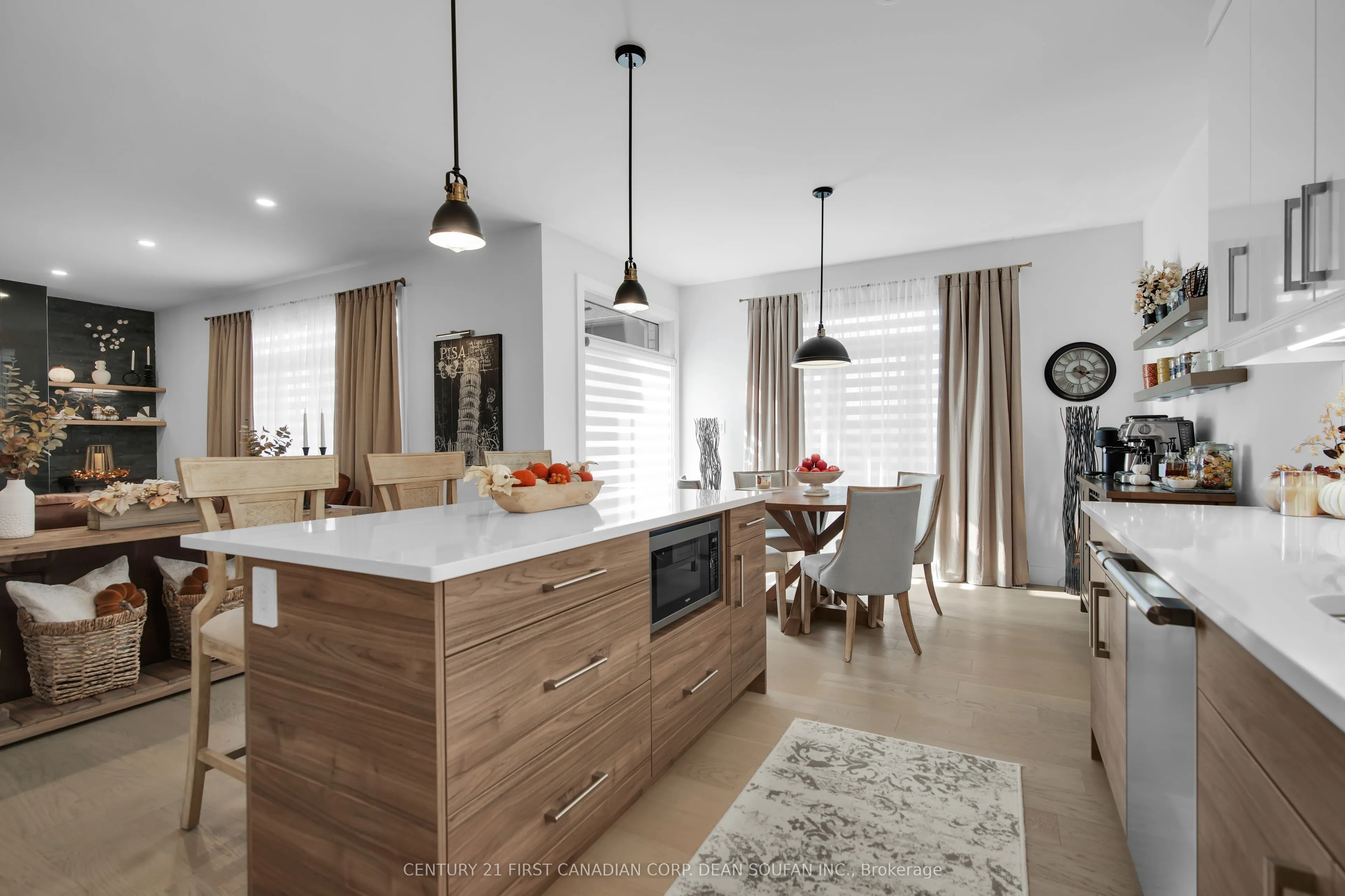 102 Daventry Way