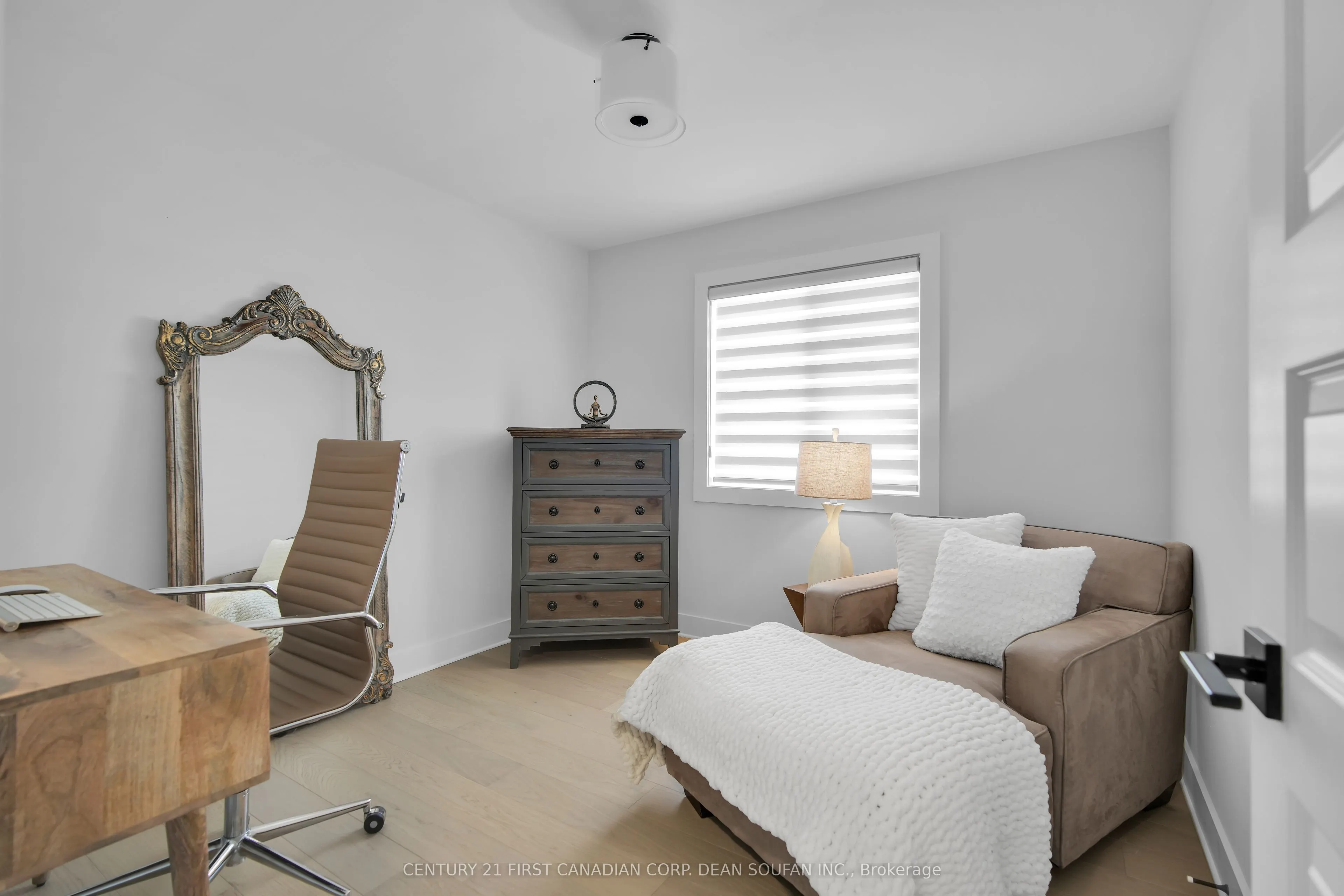 102 Daventry Way