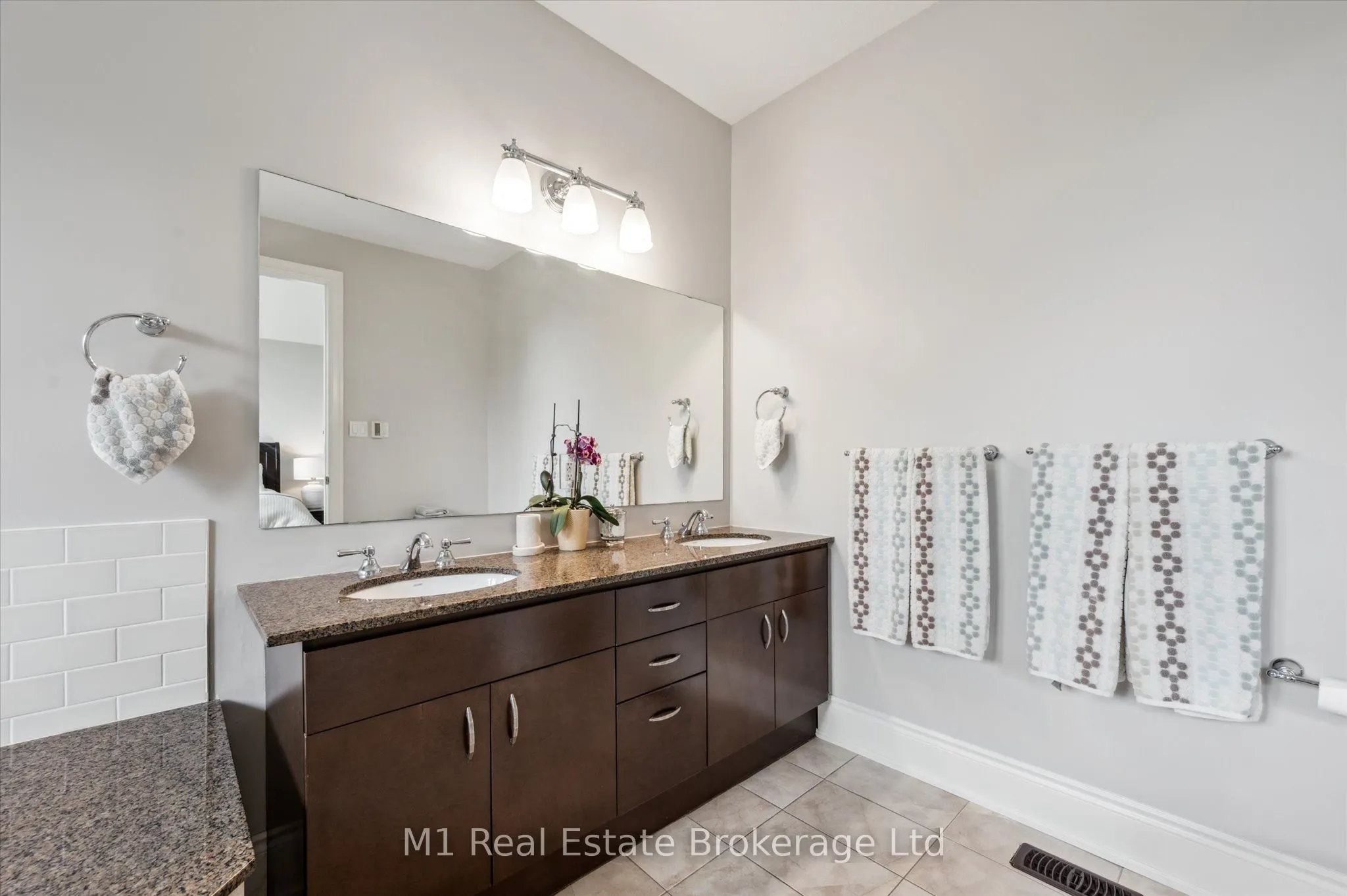 94 Aberfoyle Mill Crescent