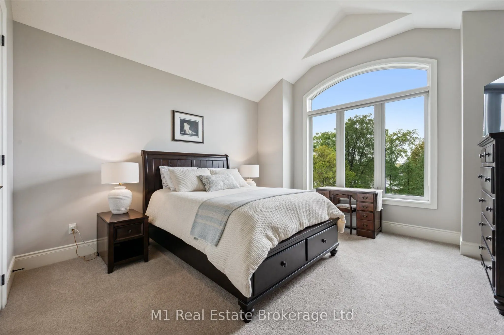 94 Aberfoyle Mill Crescent