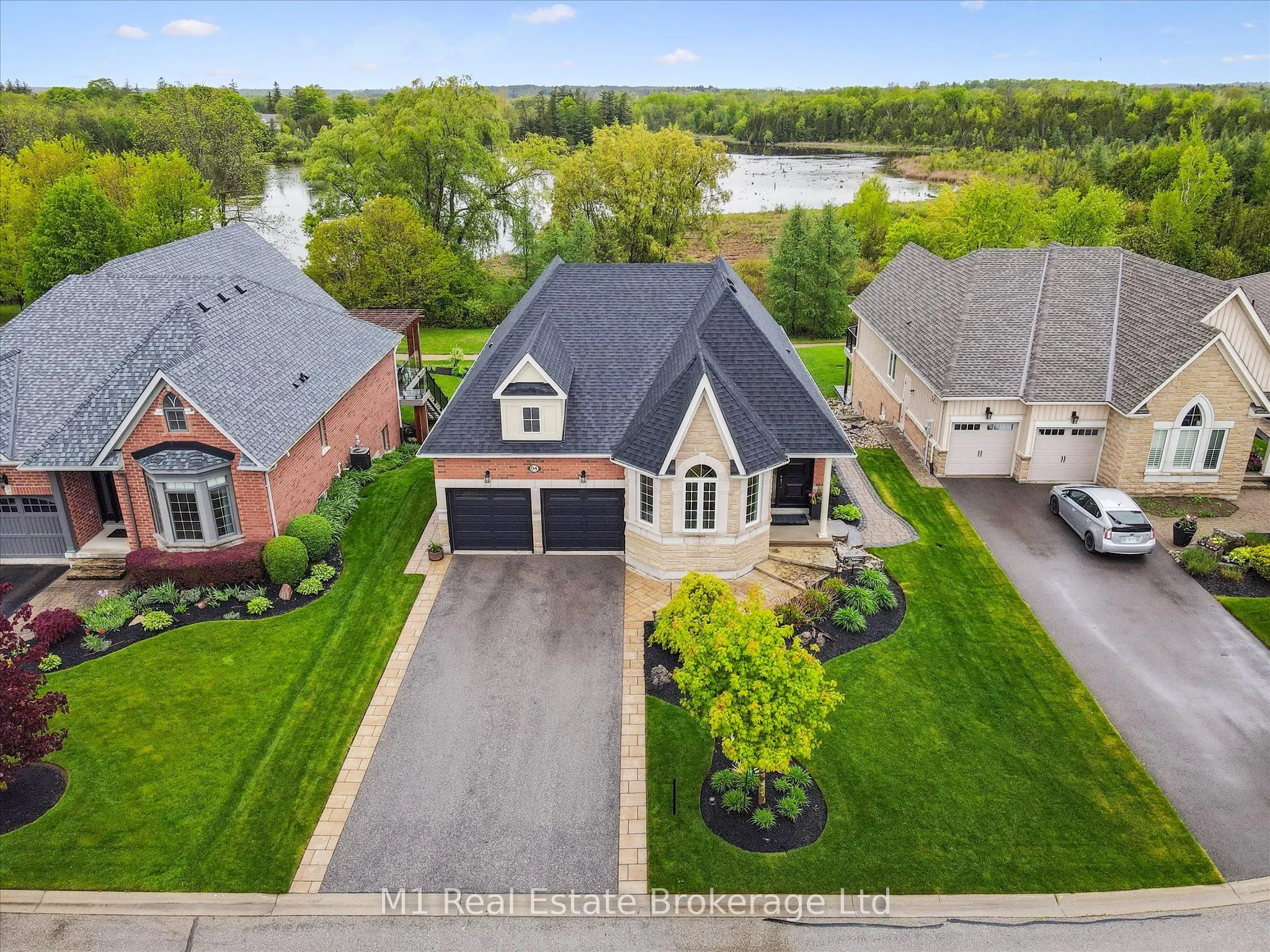 94 Aberfoyle Mill Crescent