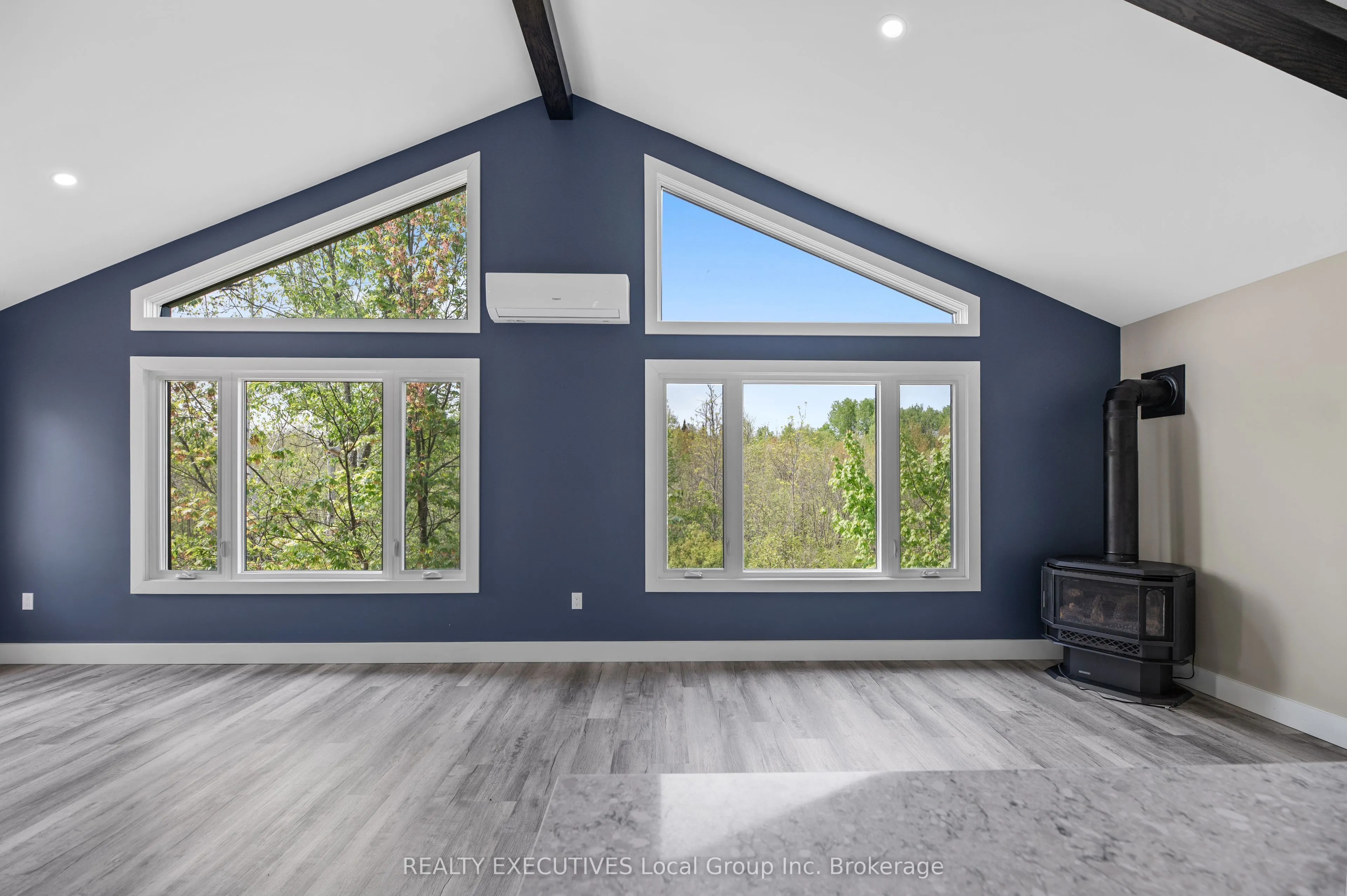 1276 HART Road