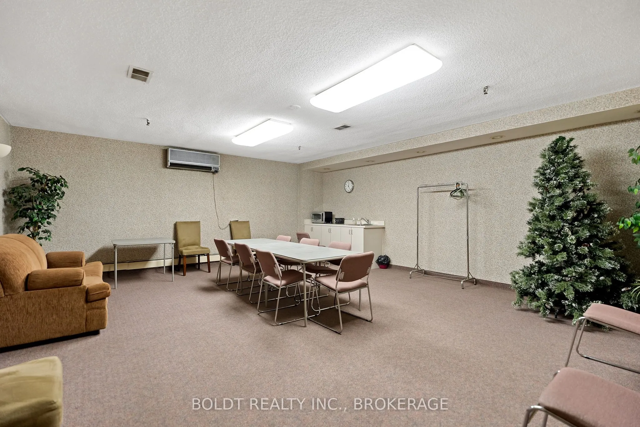 35 Towering Heights Boulevard, #1008