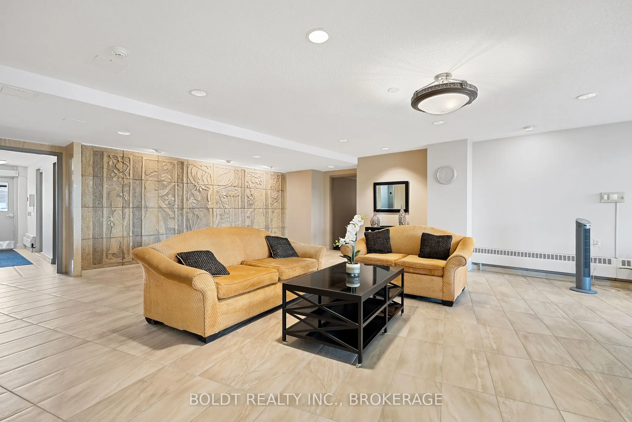 35 Towering Heights Boulevard, #1008