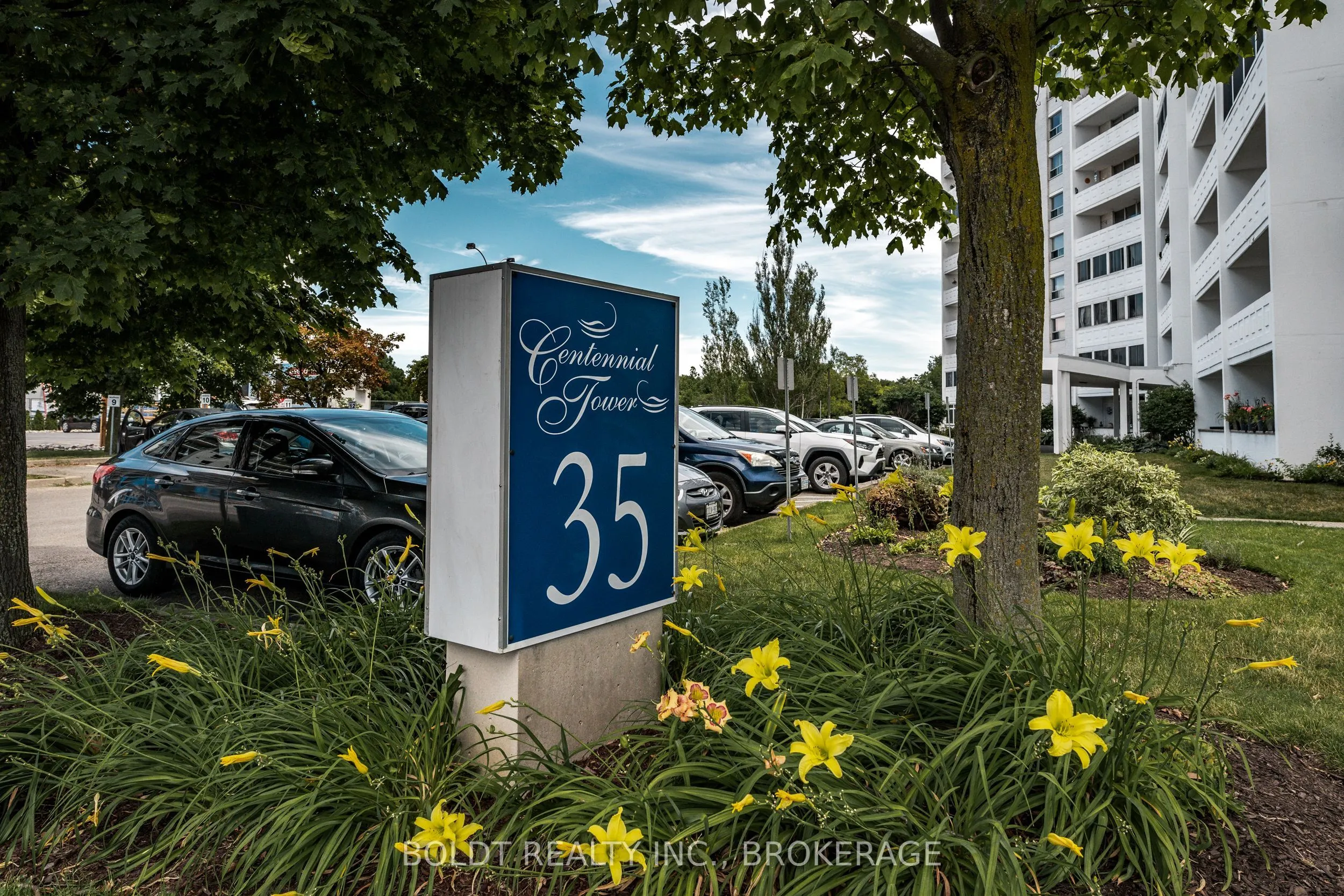 35 Towering Heights Boulevard, #1008