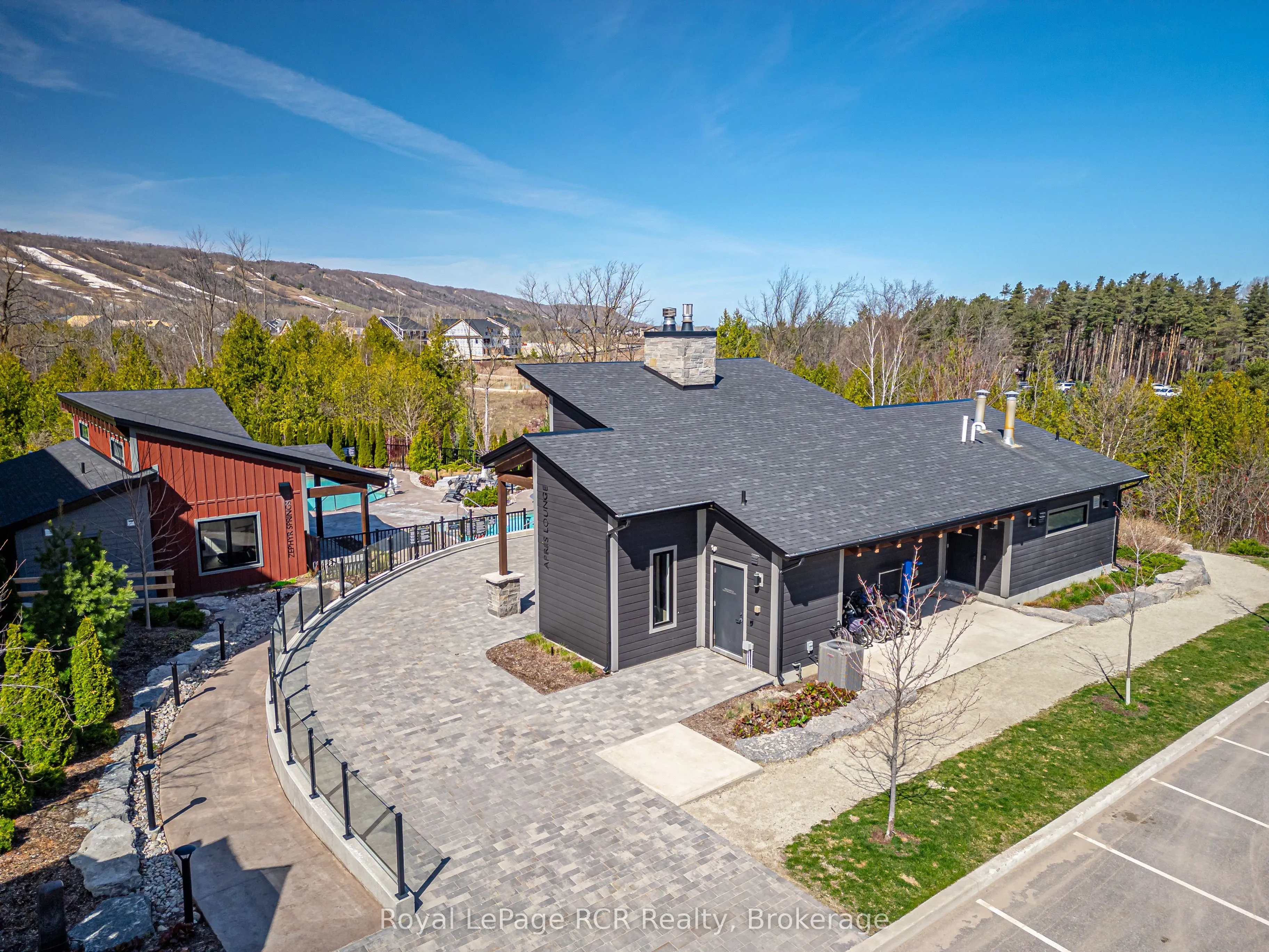 11 Beckwith Lane, #102