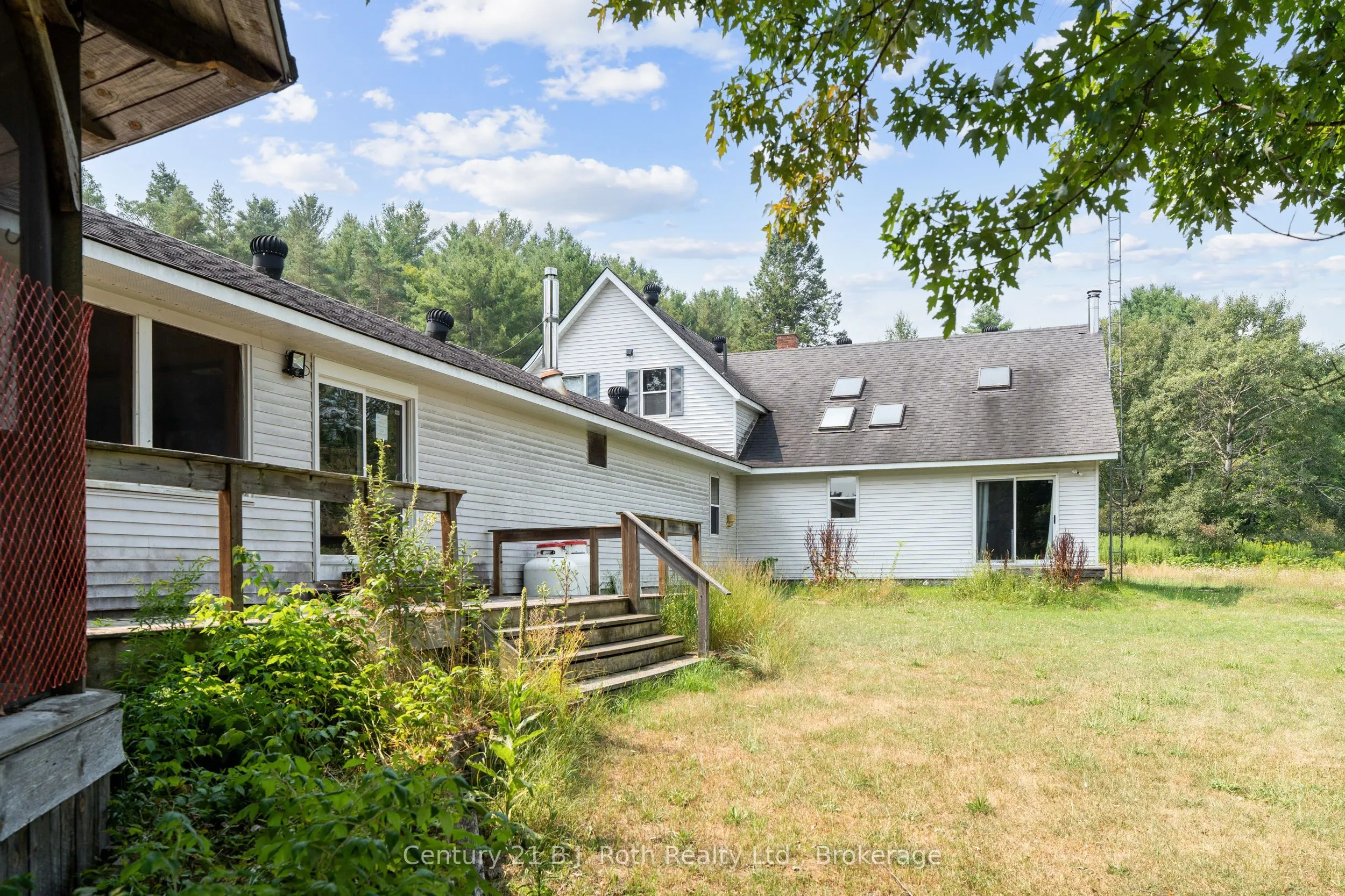 2377 Fraserburg Road