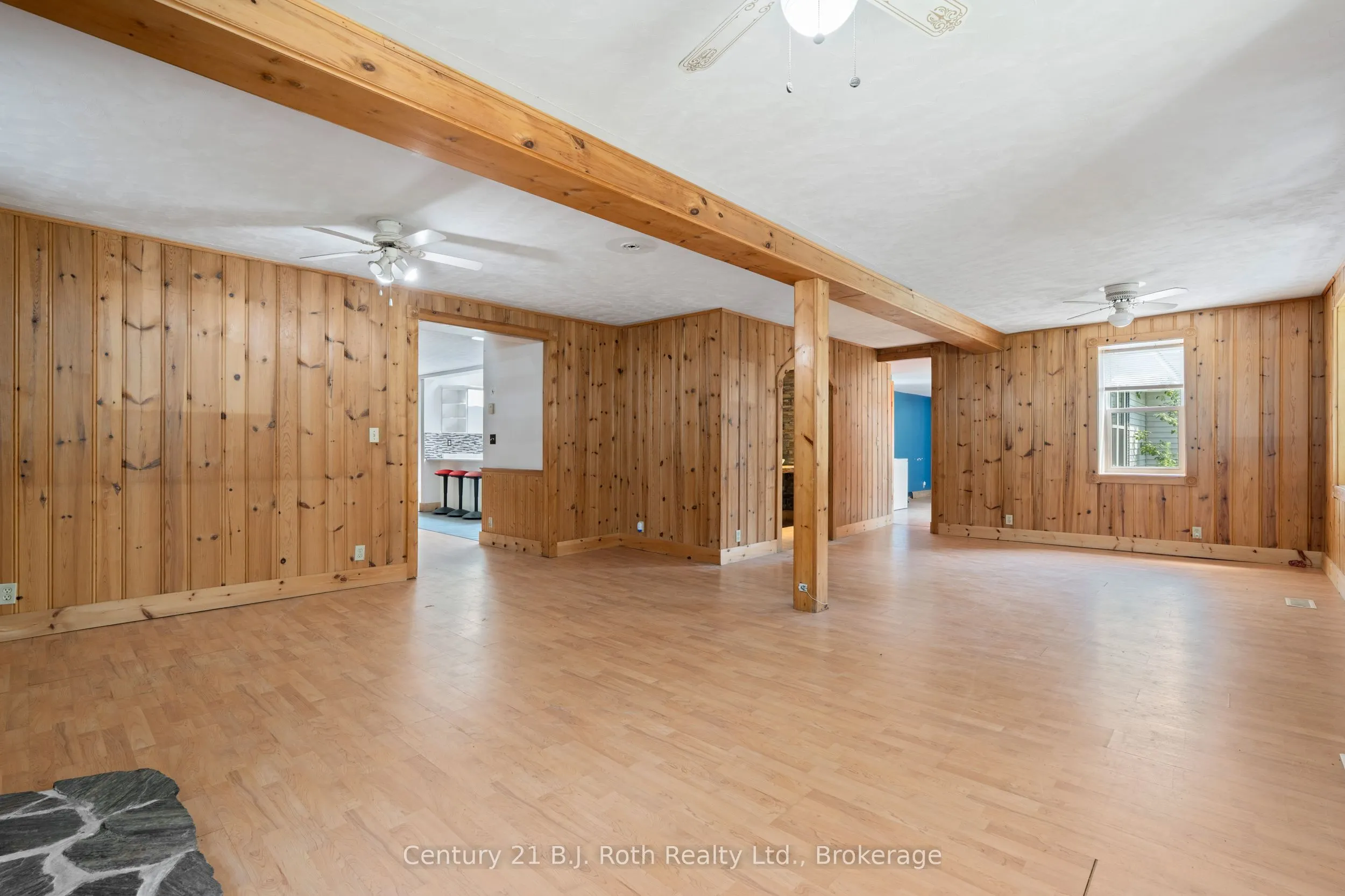 2377 Fraserburg Road