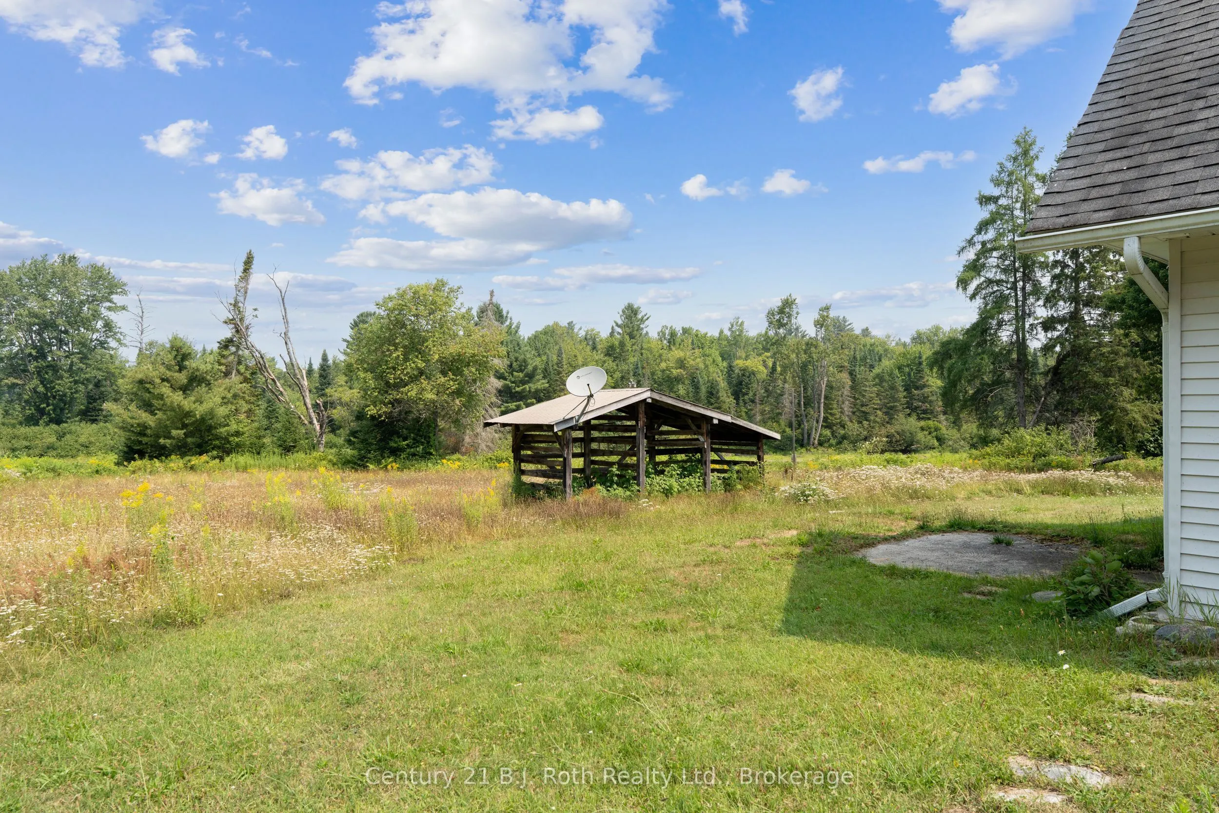 2377 Fraserburg Road