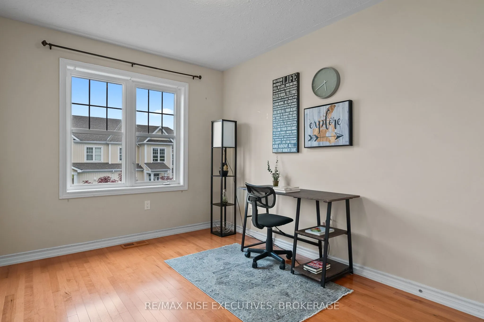 903 Ascot Lane, #903