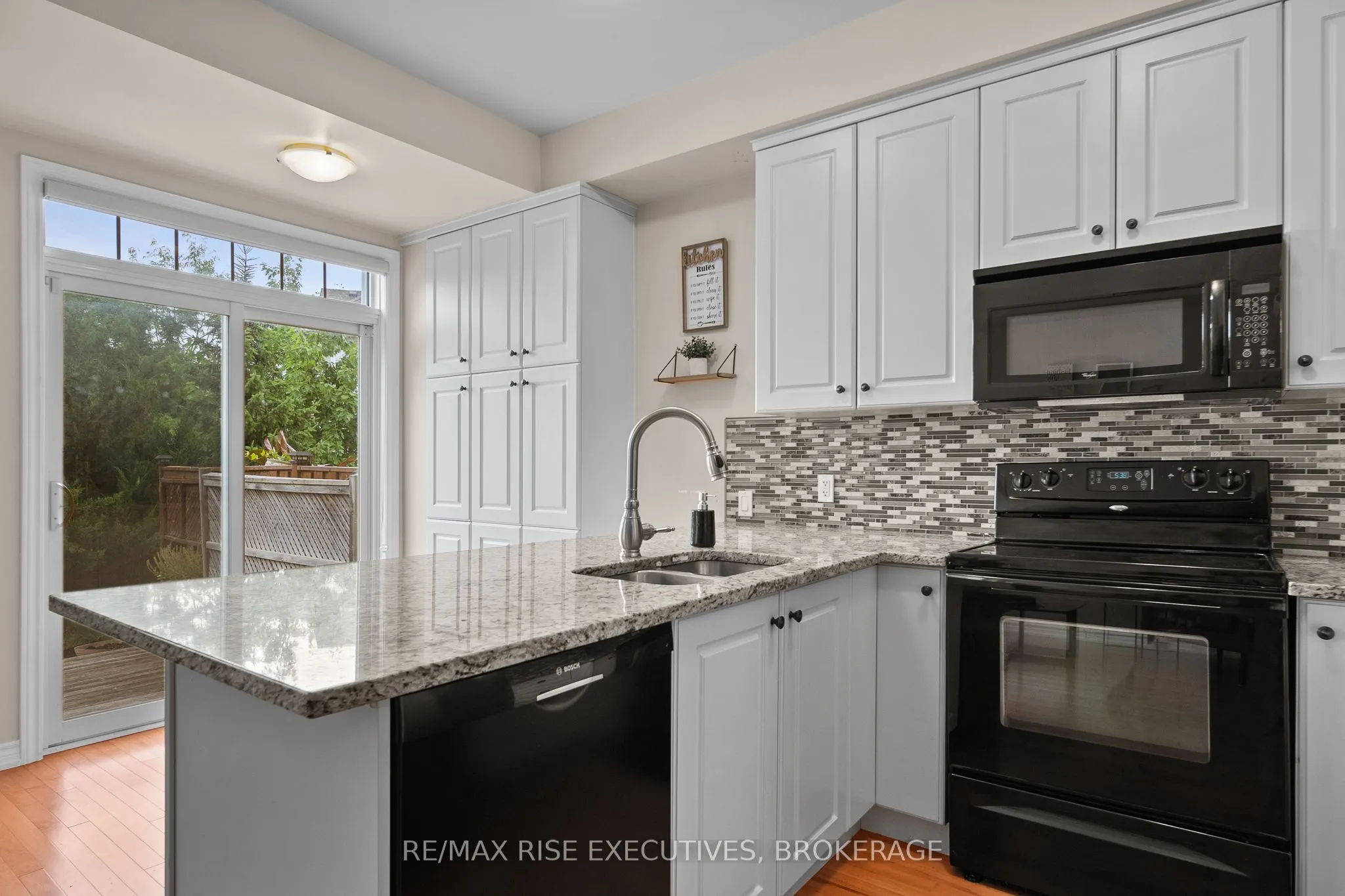 903 Ascot Lane, #903