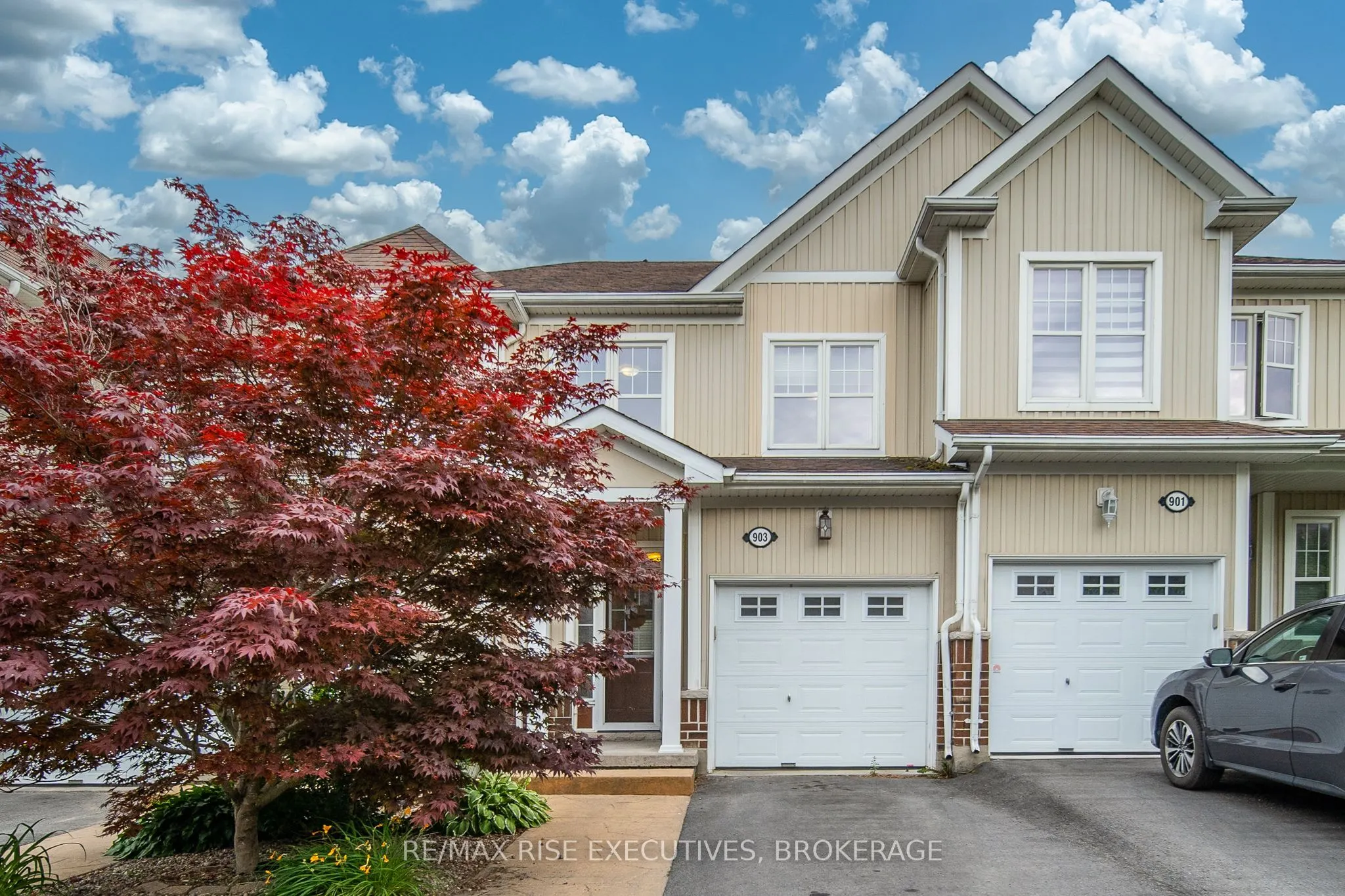 903 Ascot Lane, #903