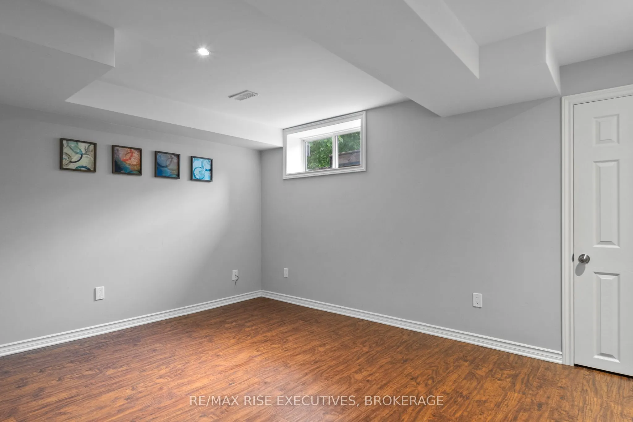903 Ascot Lane, #903