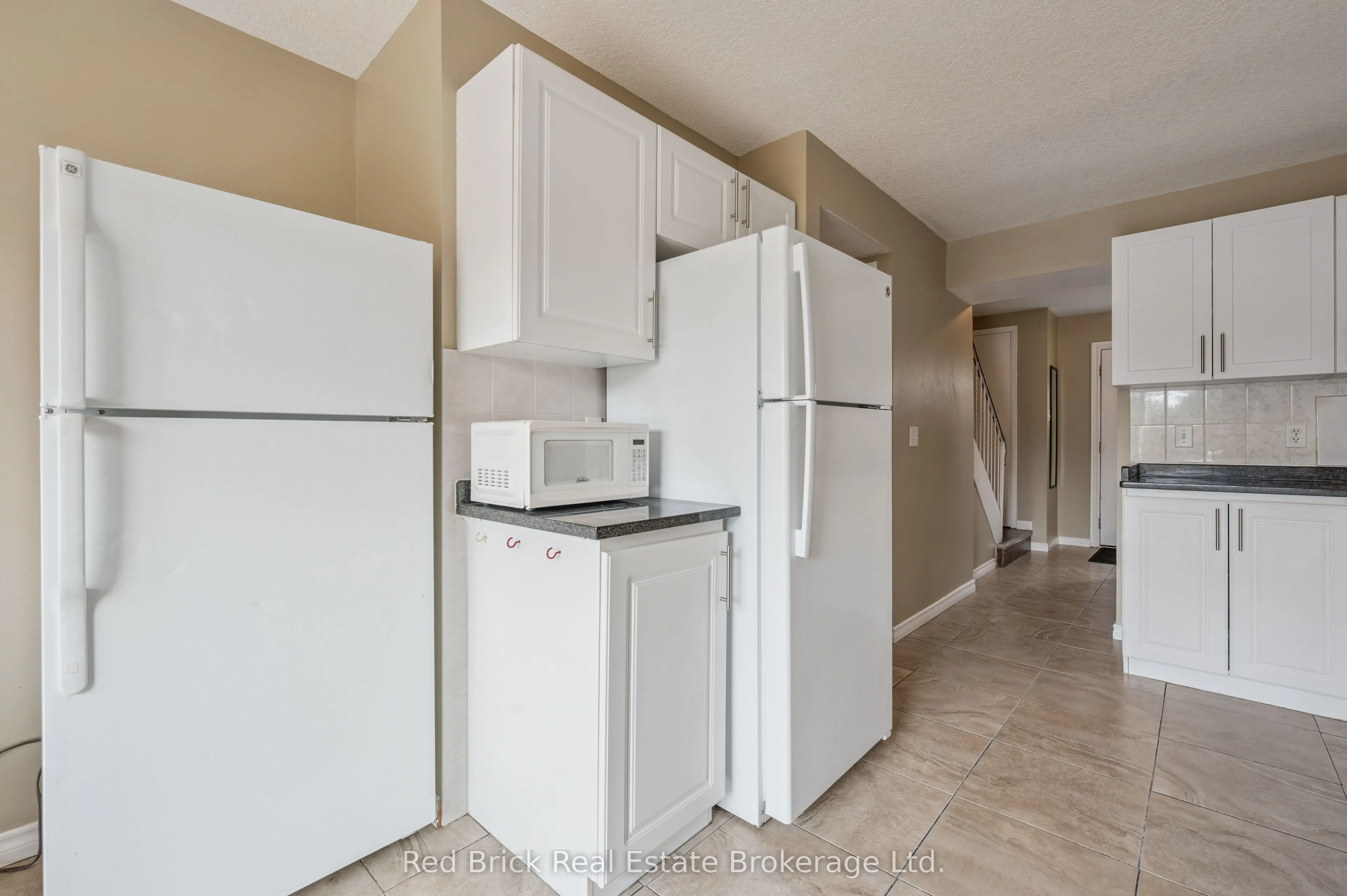 121 University Avenue E, #16