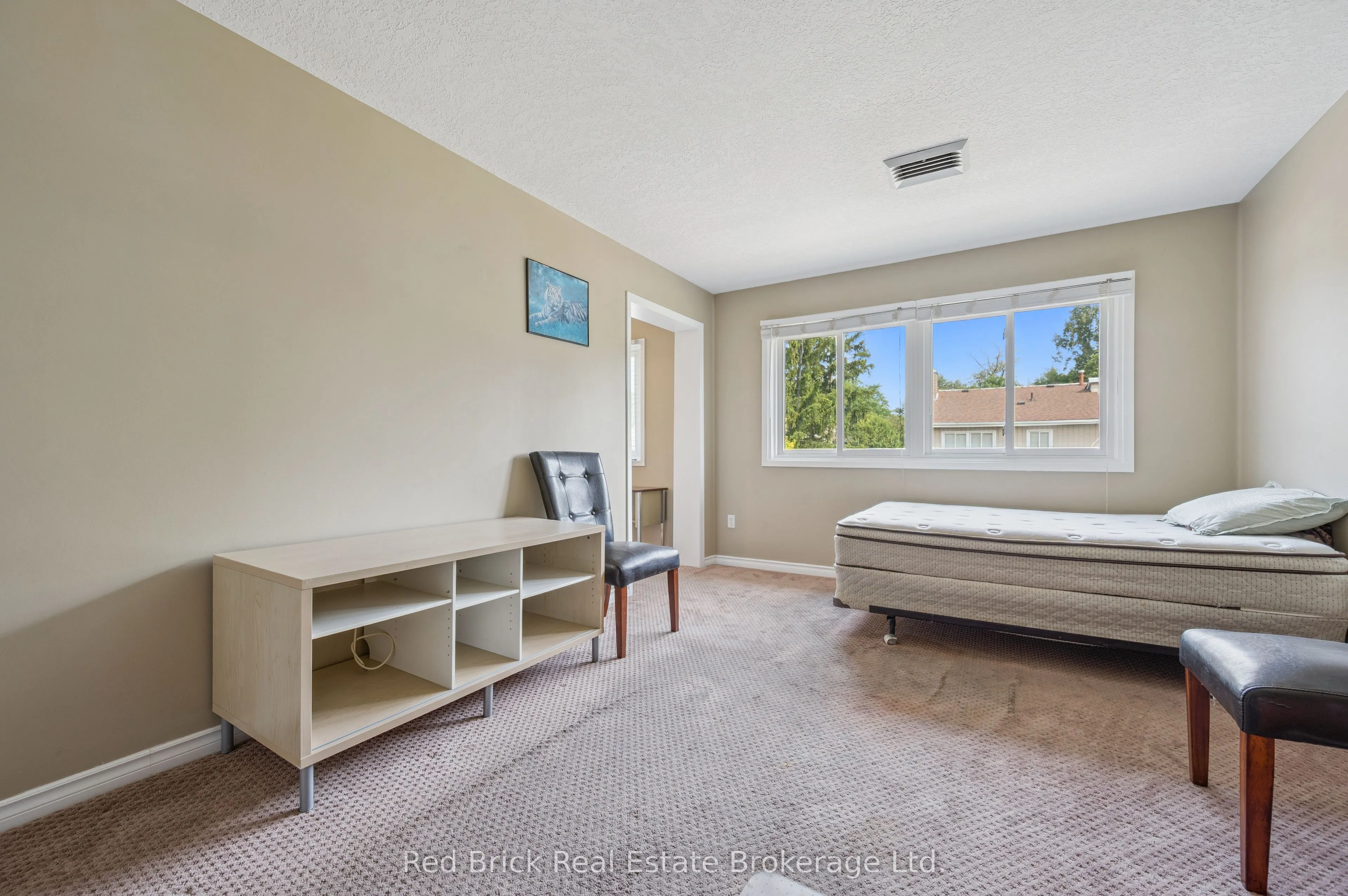121 University Avenue E, #16