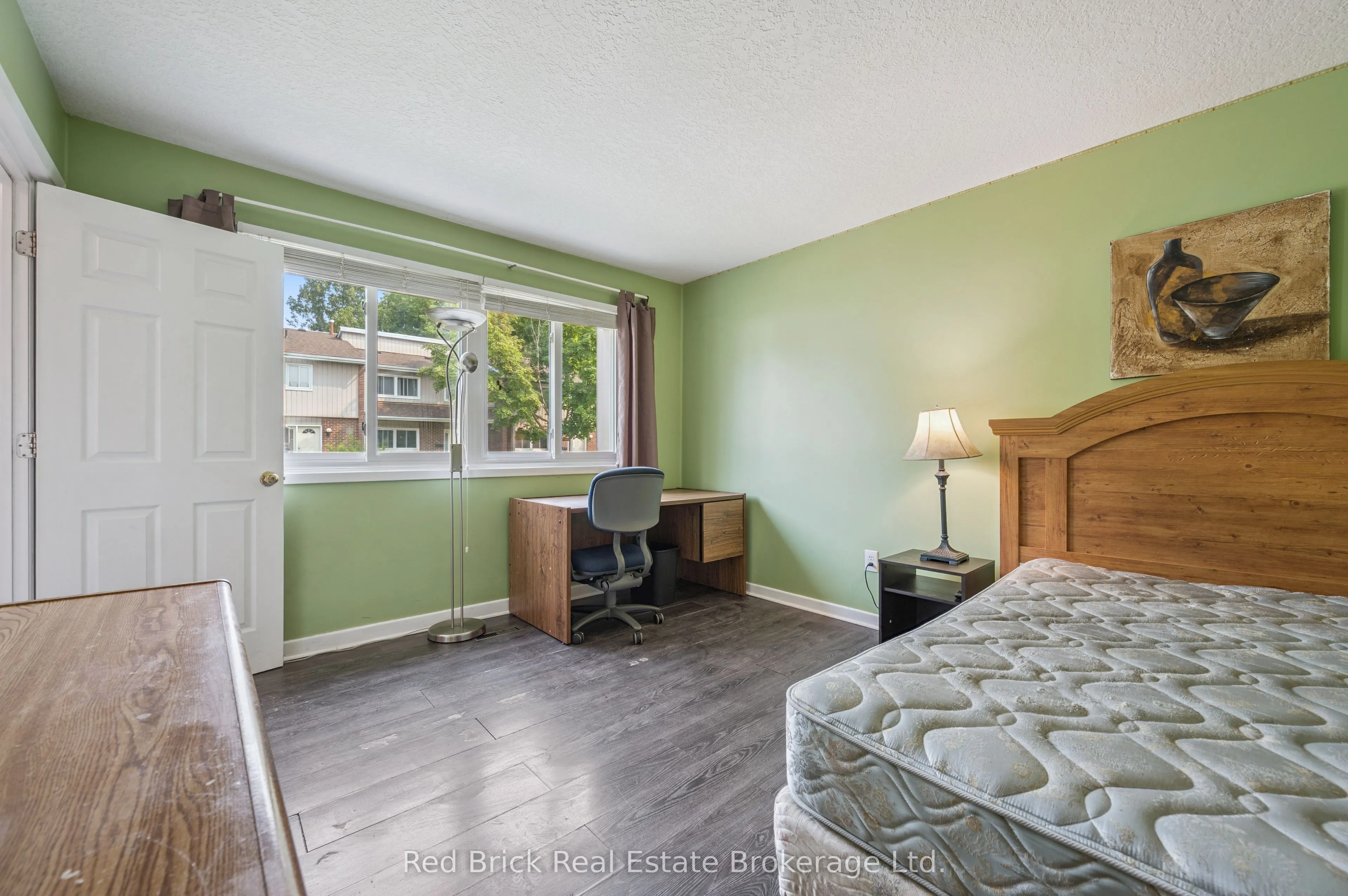 121 University Avenue E, #16