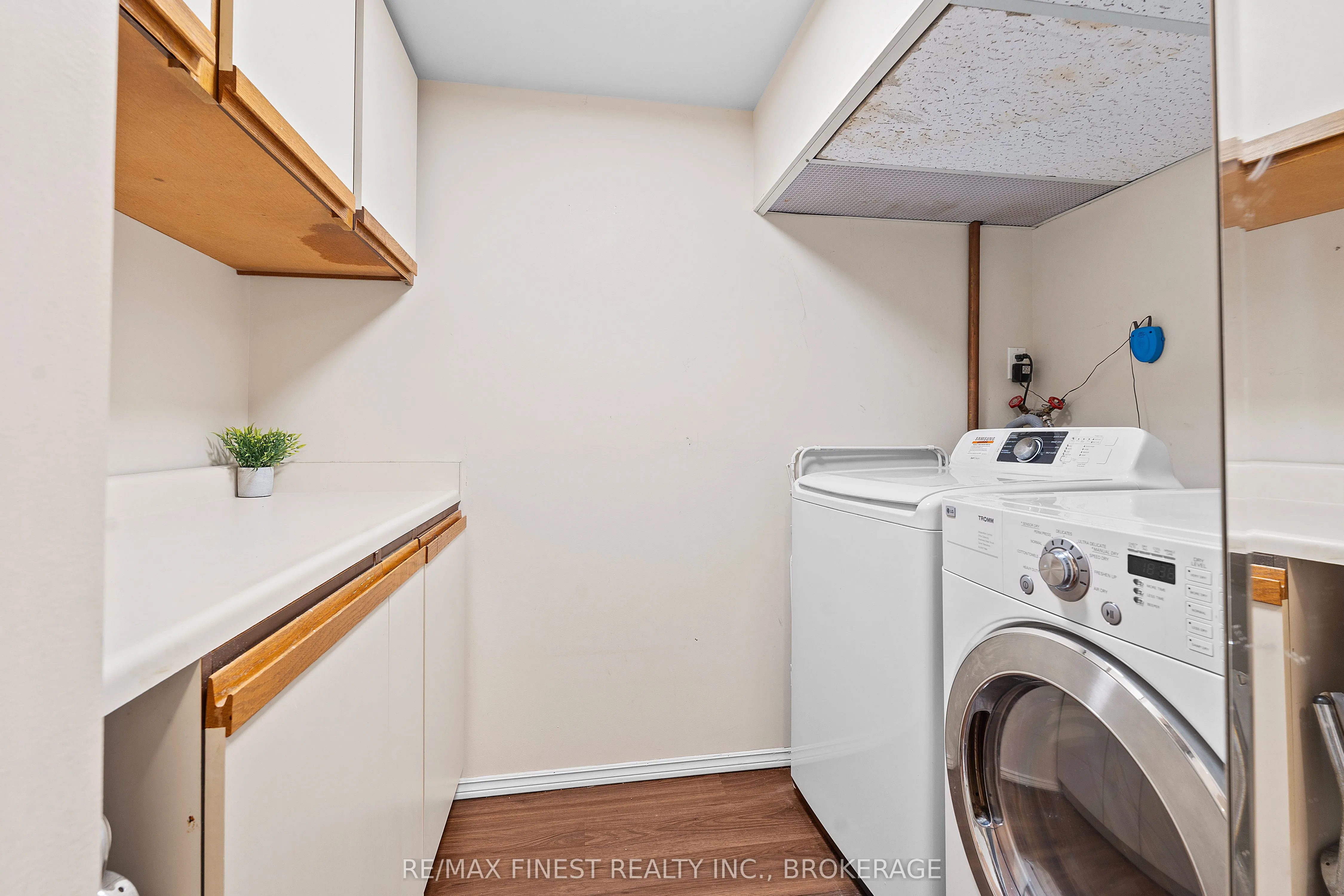 185 Ontario Street, #306