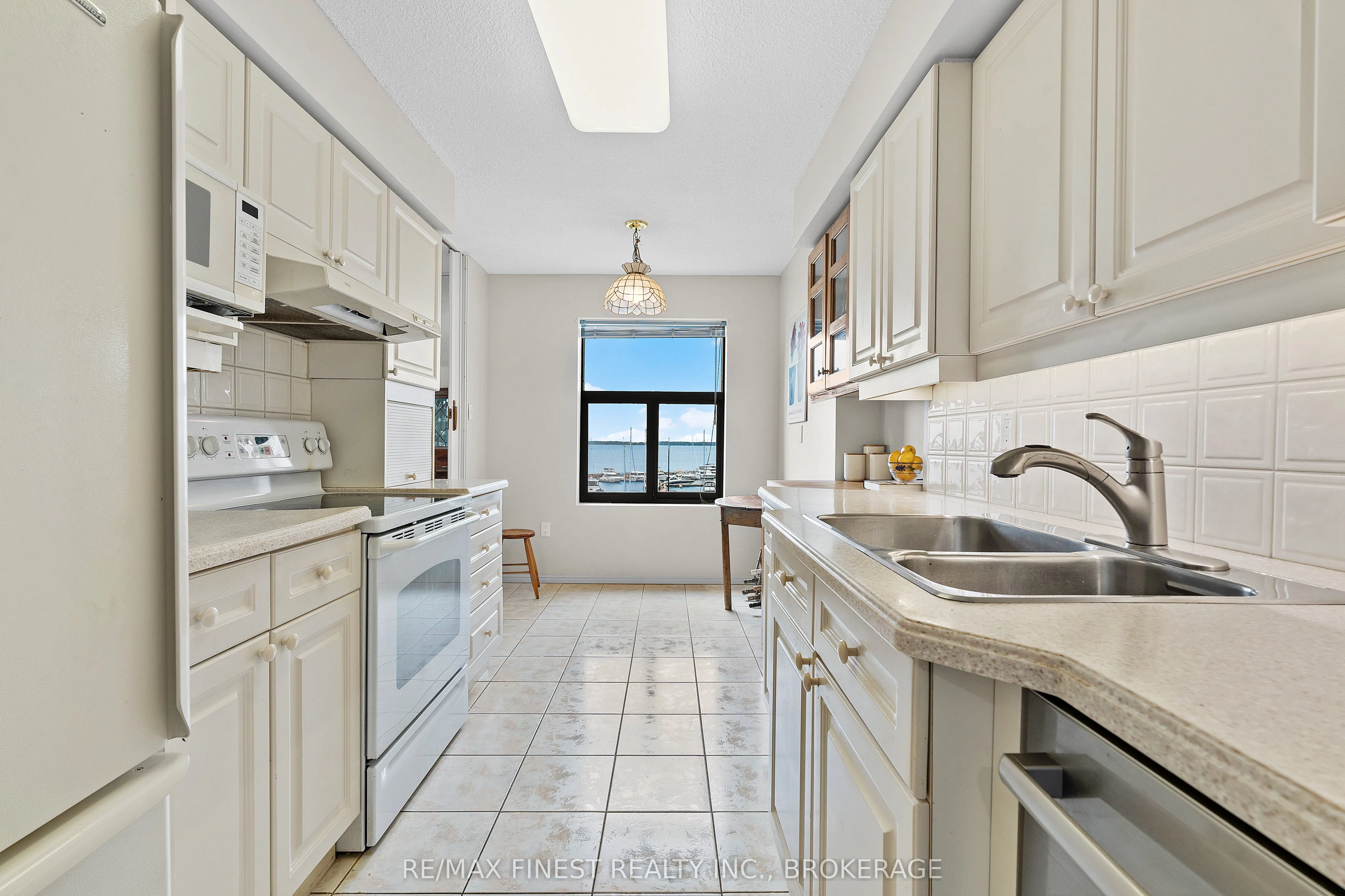 185 Ontario Street, #306