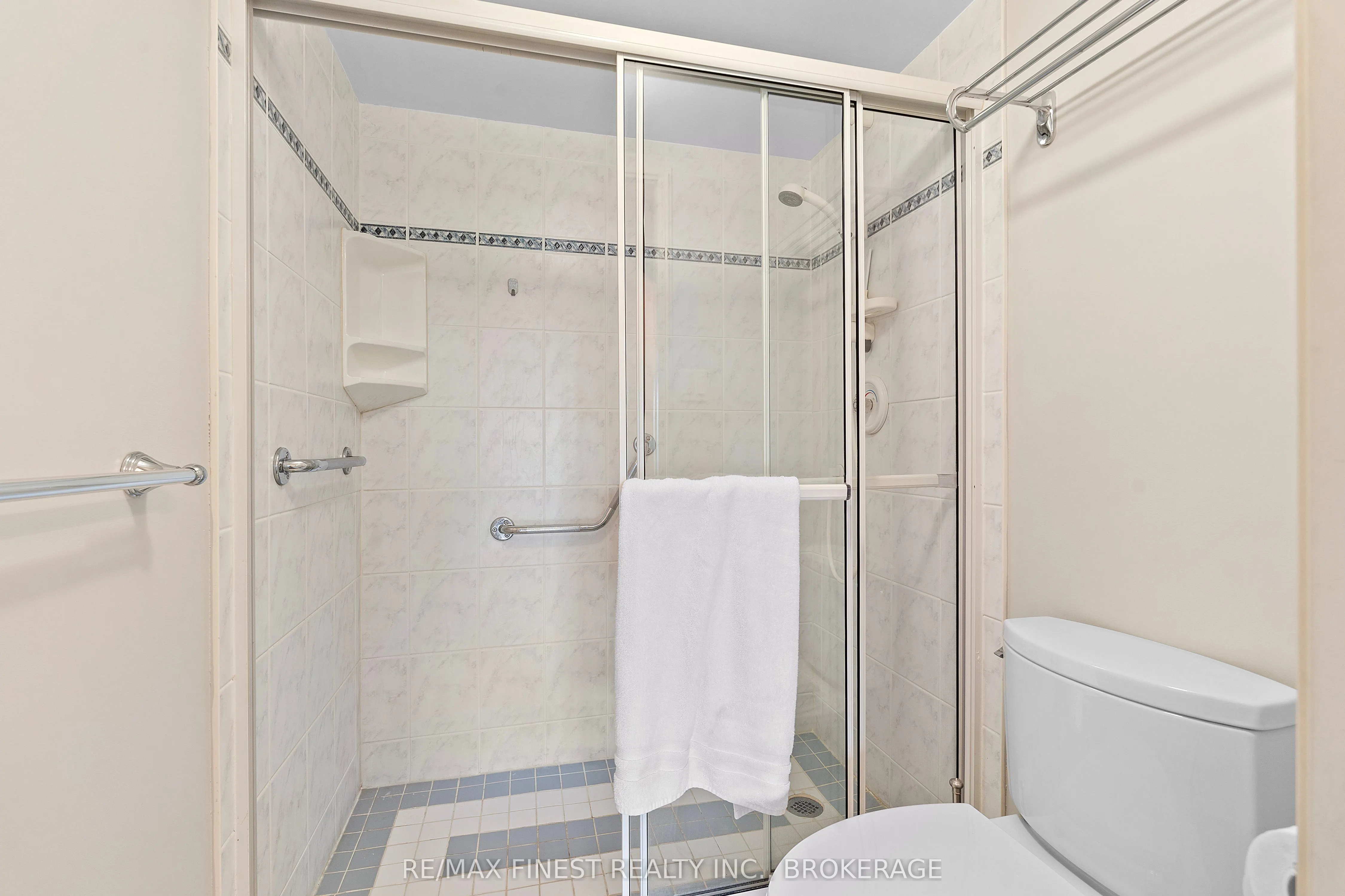 185 Ontario Street, #306