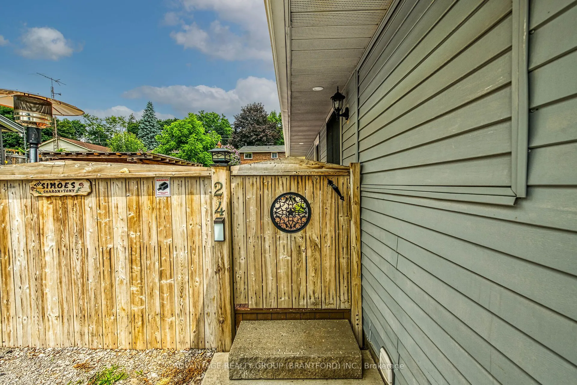 24 Ashton Drive