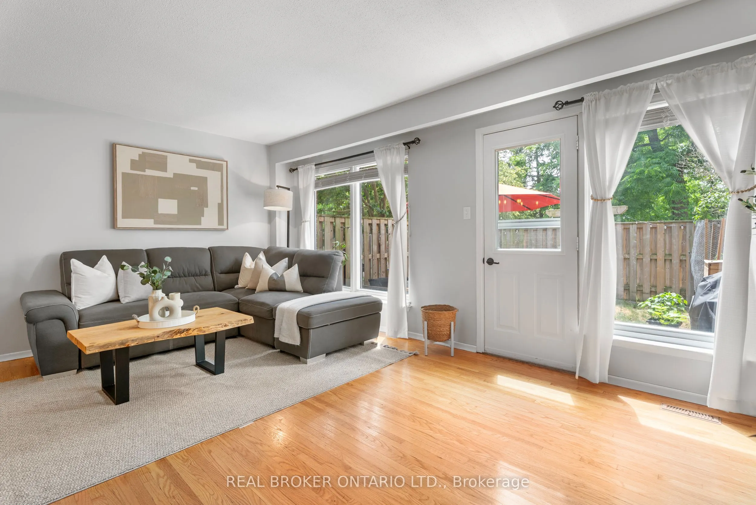 121 Bagot Street, #2