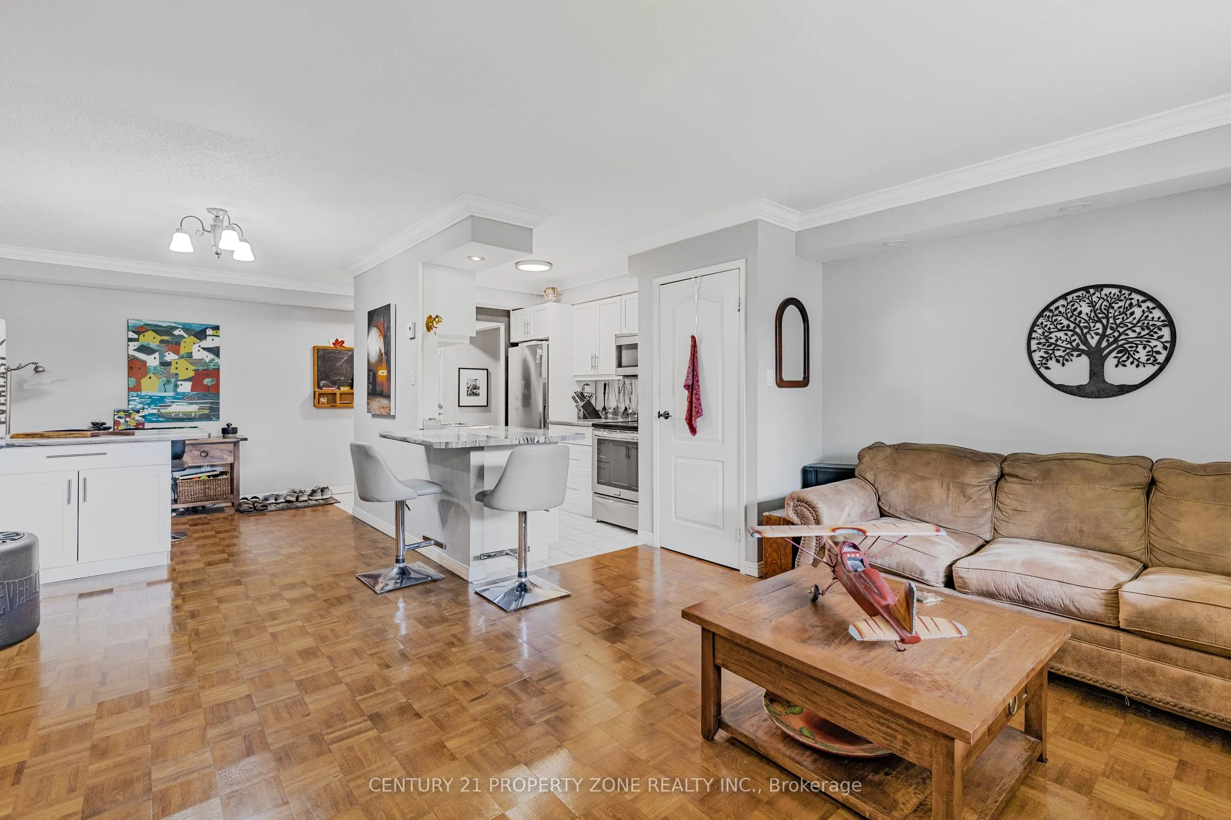 482 James Street N, #104