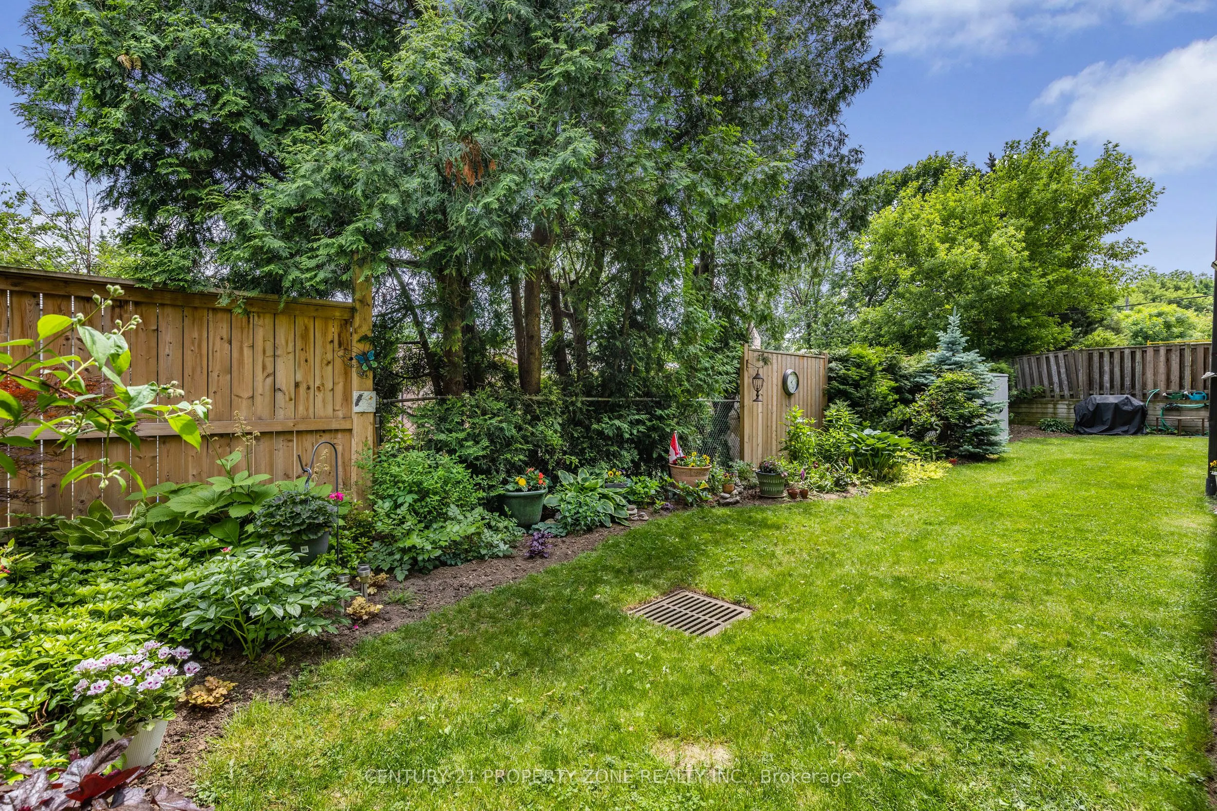 482 James Street N, #104