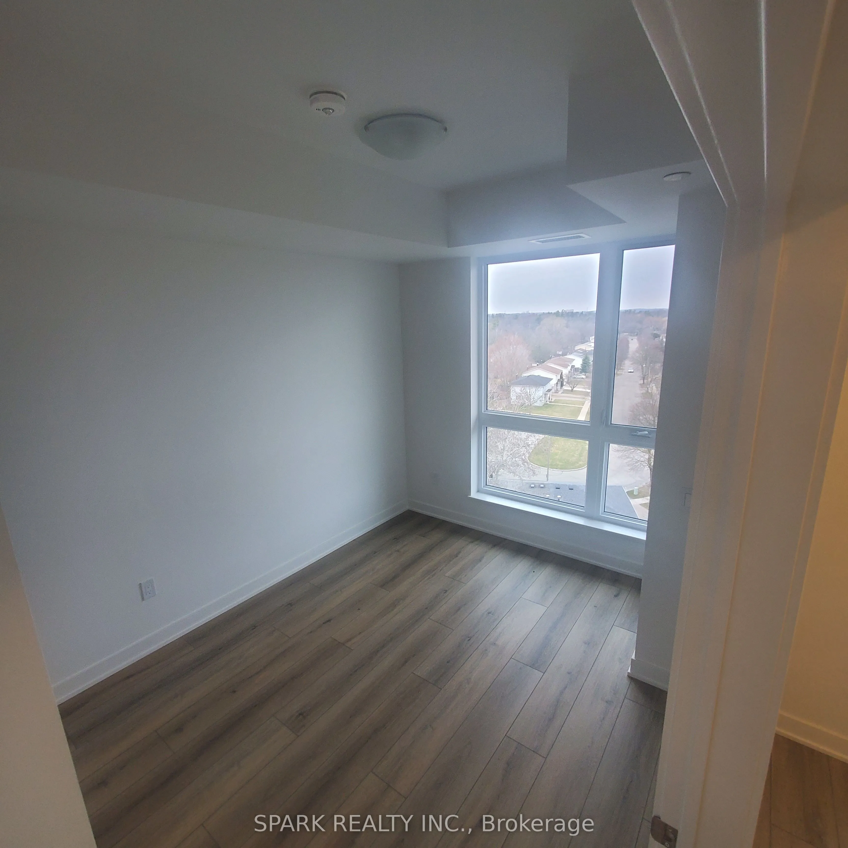 312 Erb Street W, #611