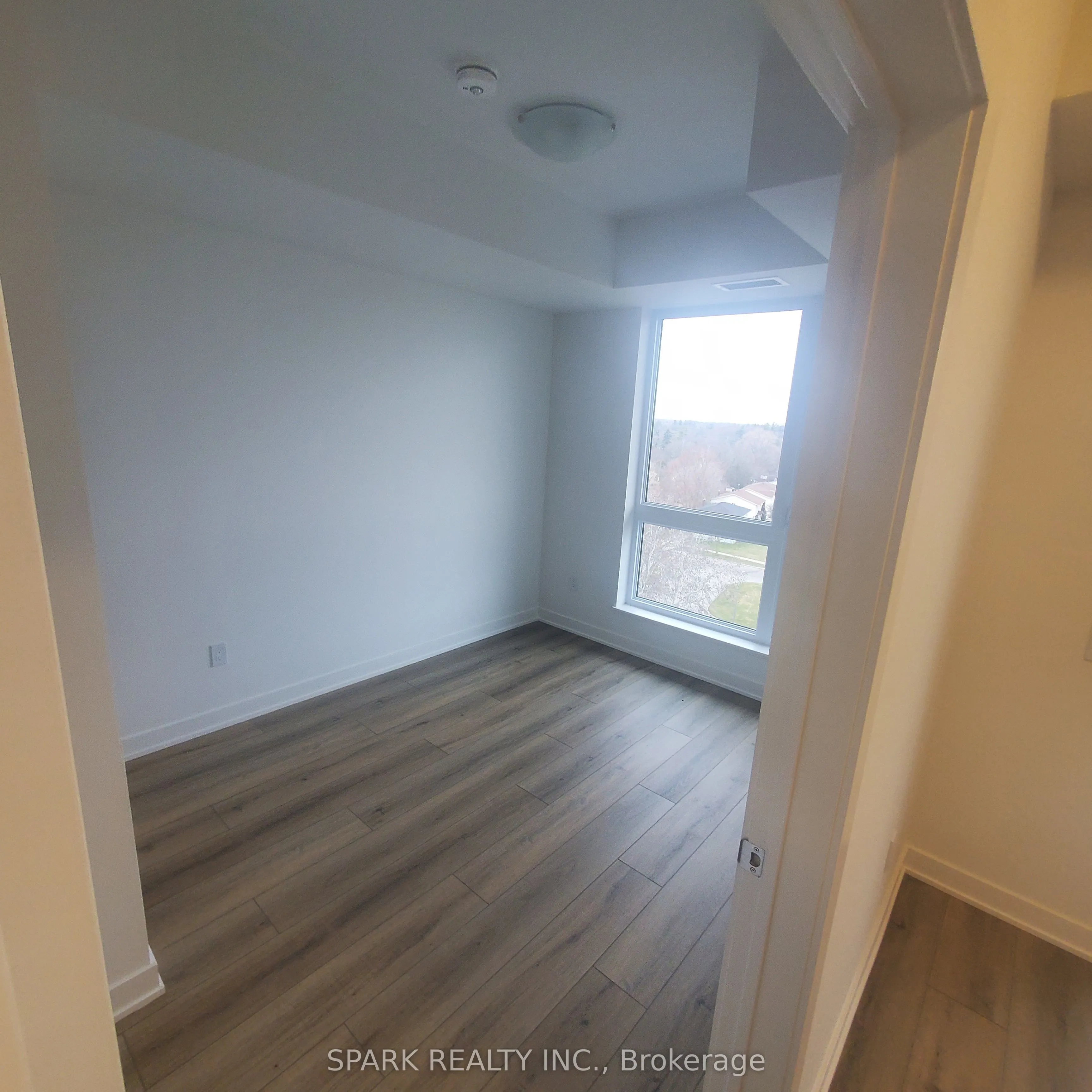 312 Erb Street W, #611