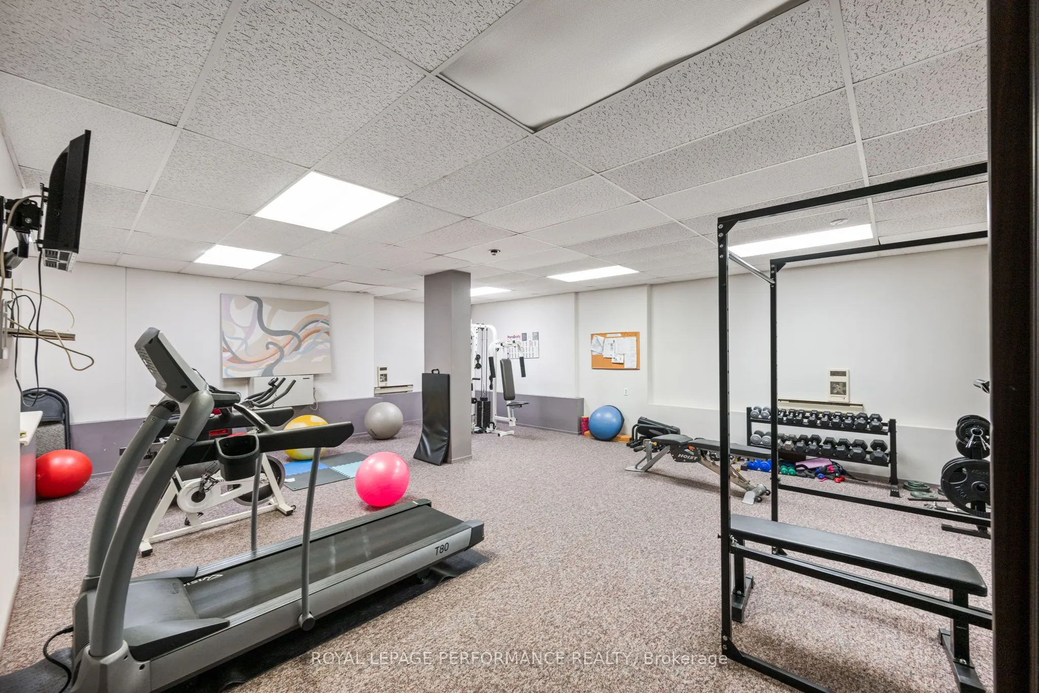 110 Forward Avenue, #501