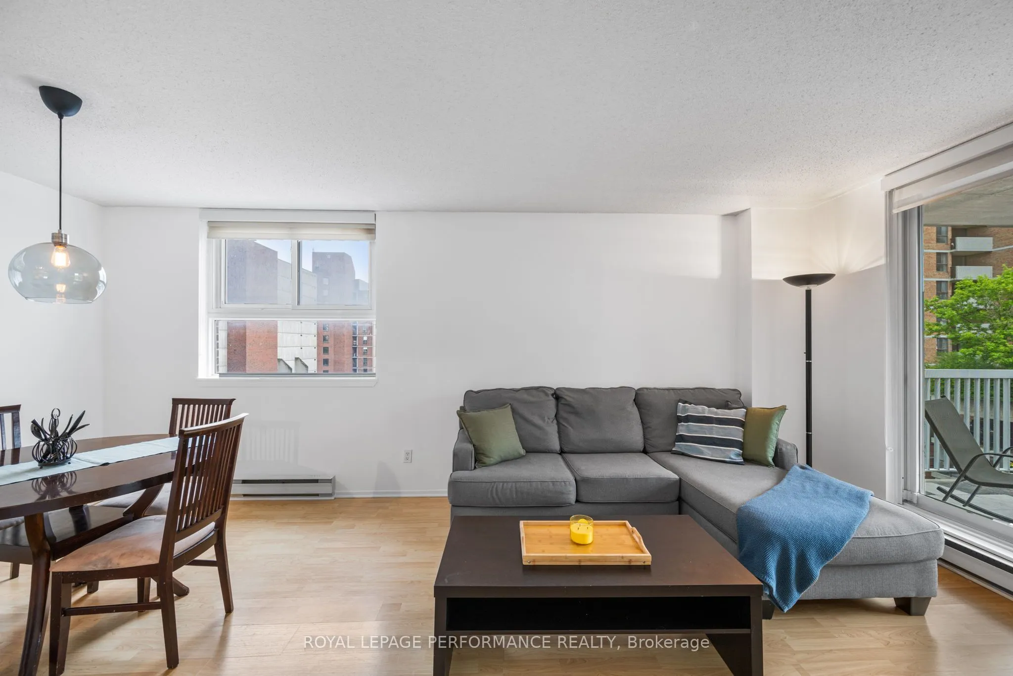 110 Forward Avenue, #501