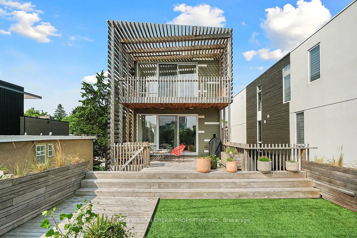67 Pinhey Street