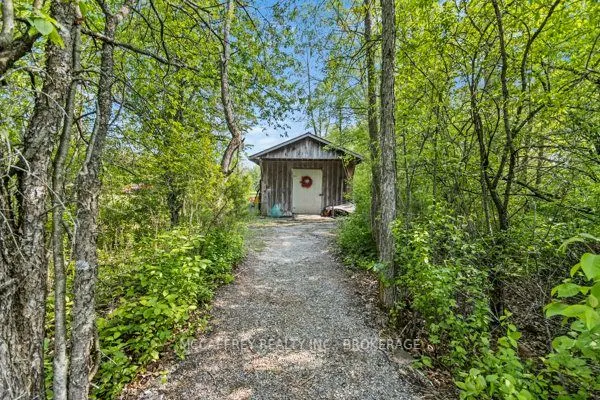 888 COUNTY ROAD 8 Road