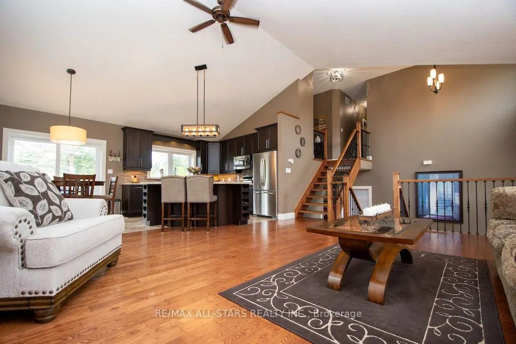 15 Rustlewood Avenue