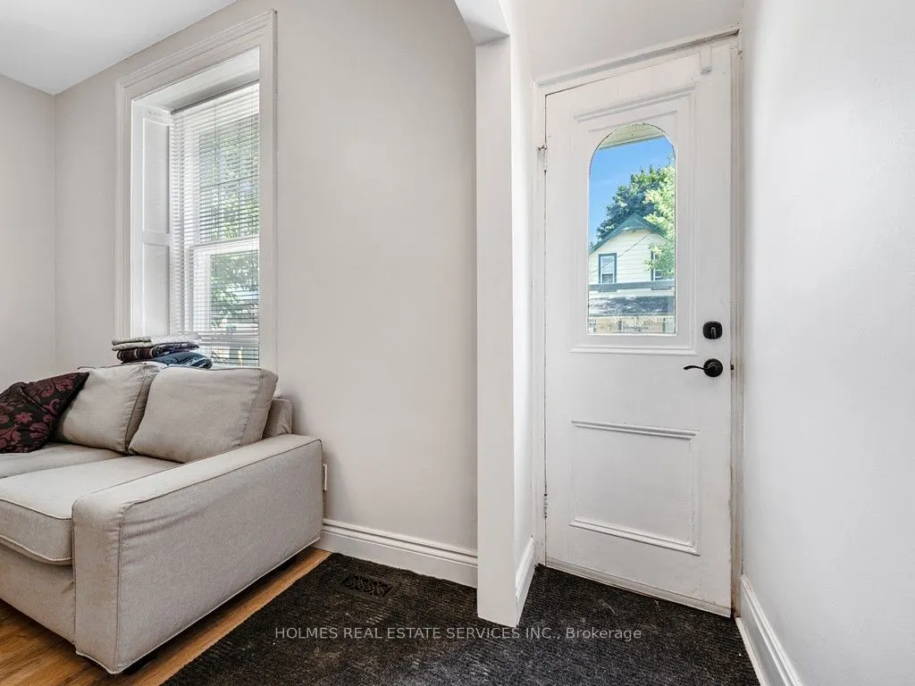 146 Westminster Drive S