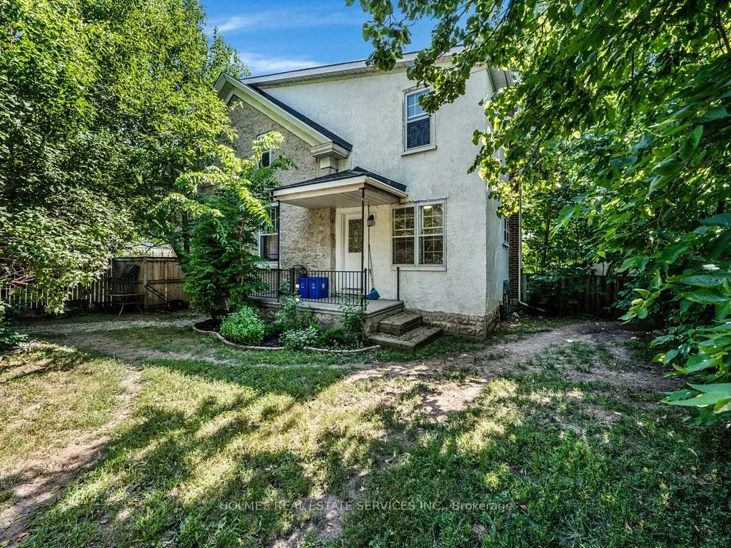 146 Westminster Drive S