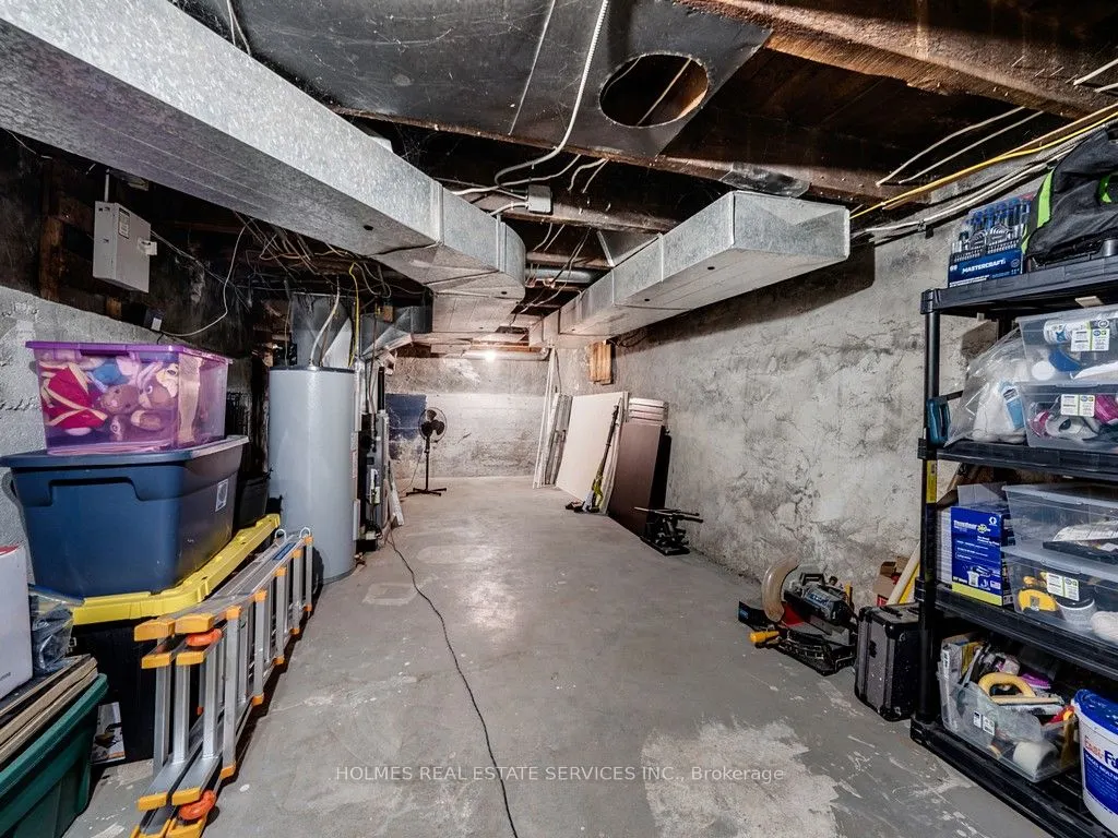 146 Westminster Drive S